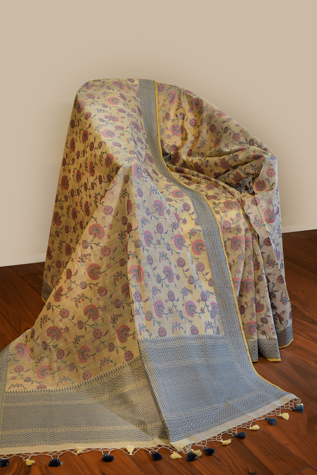 Ivory Beige Jamdani-Inspired Banarasi Silk Saree