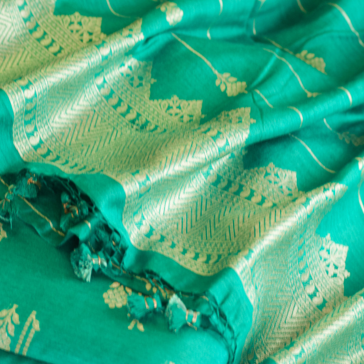 Sea Green Handwoven Banarasi Suit Set with Zari Motifs & Traditional Border
