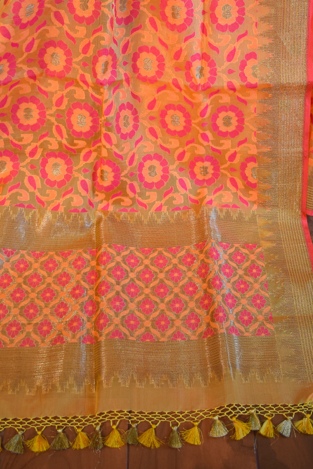 Coral Peach Jamdani-Inspired Banarasi Silk Saree with Floral Motifs