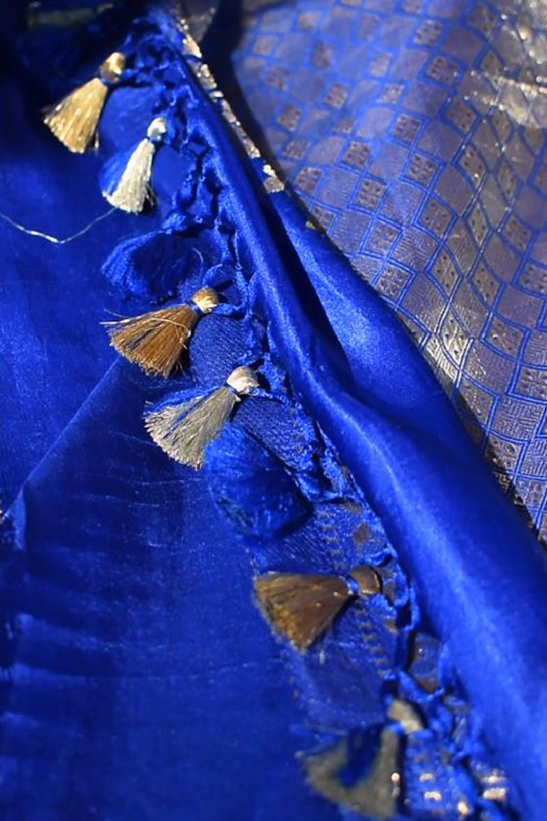 Pure mashru silk saree with banarasi silver and golden zari kadwa weaving-Electric Blue