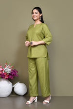 Cotton slub mid-thigh length high-low top with matching pant