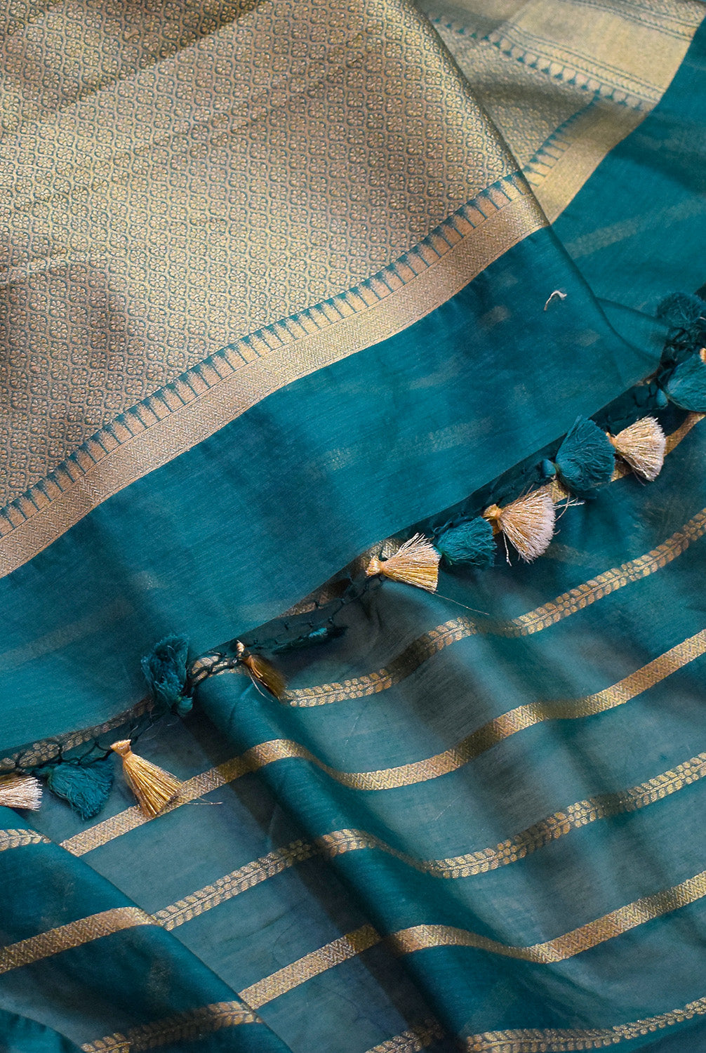 Chanderi stripes pattern woven Banarasi saree with golden border-bottle green
