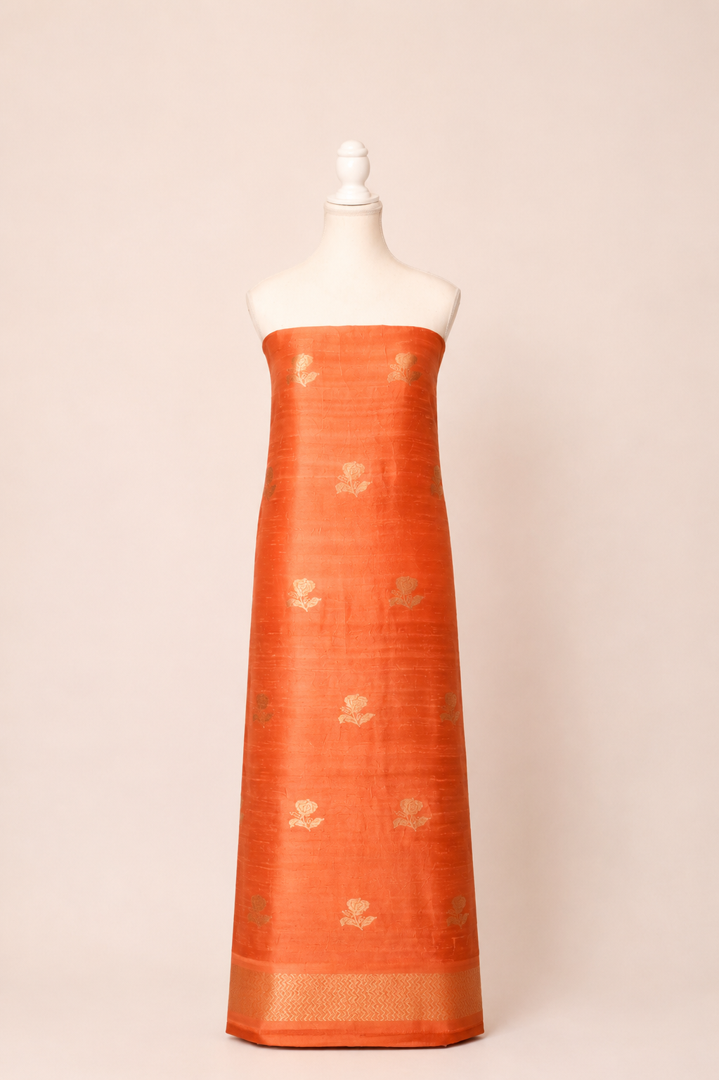 Pure tussar silk kurta with kadwa weaving,matching crepe bottom & chiffon dupatta with lace-peach