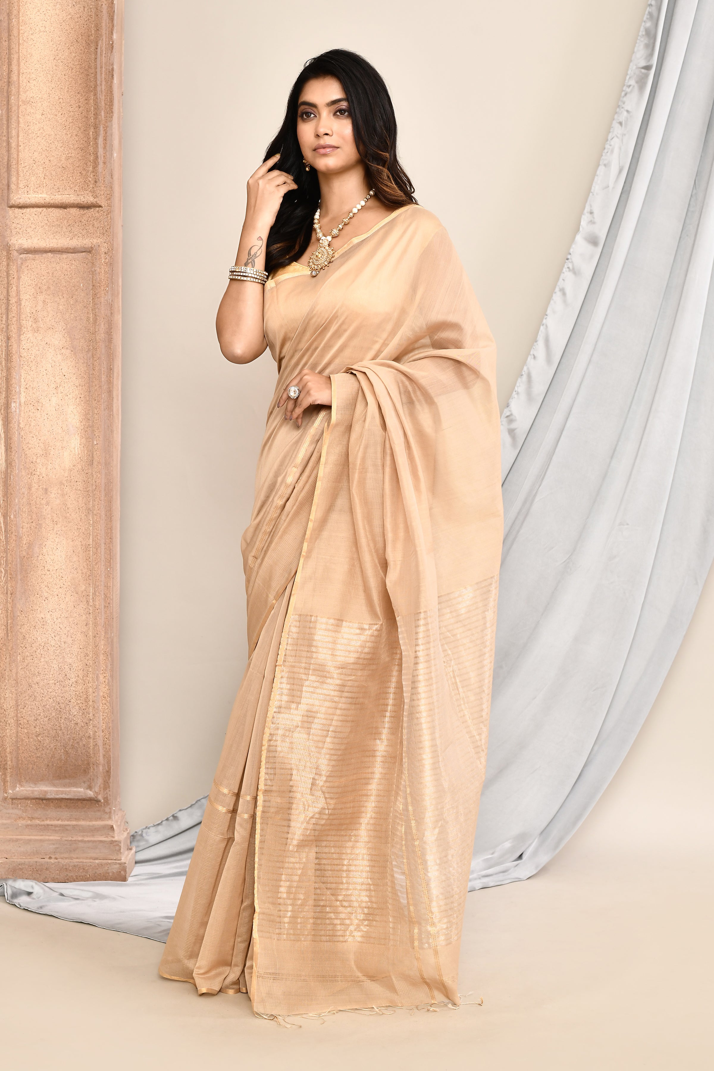 Maheshwari pure handloom saree with golden stripes pallu and thin golden zari border