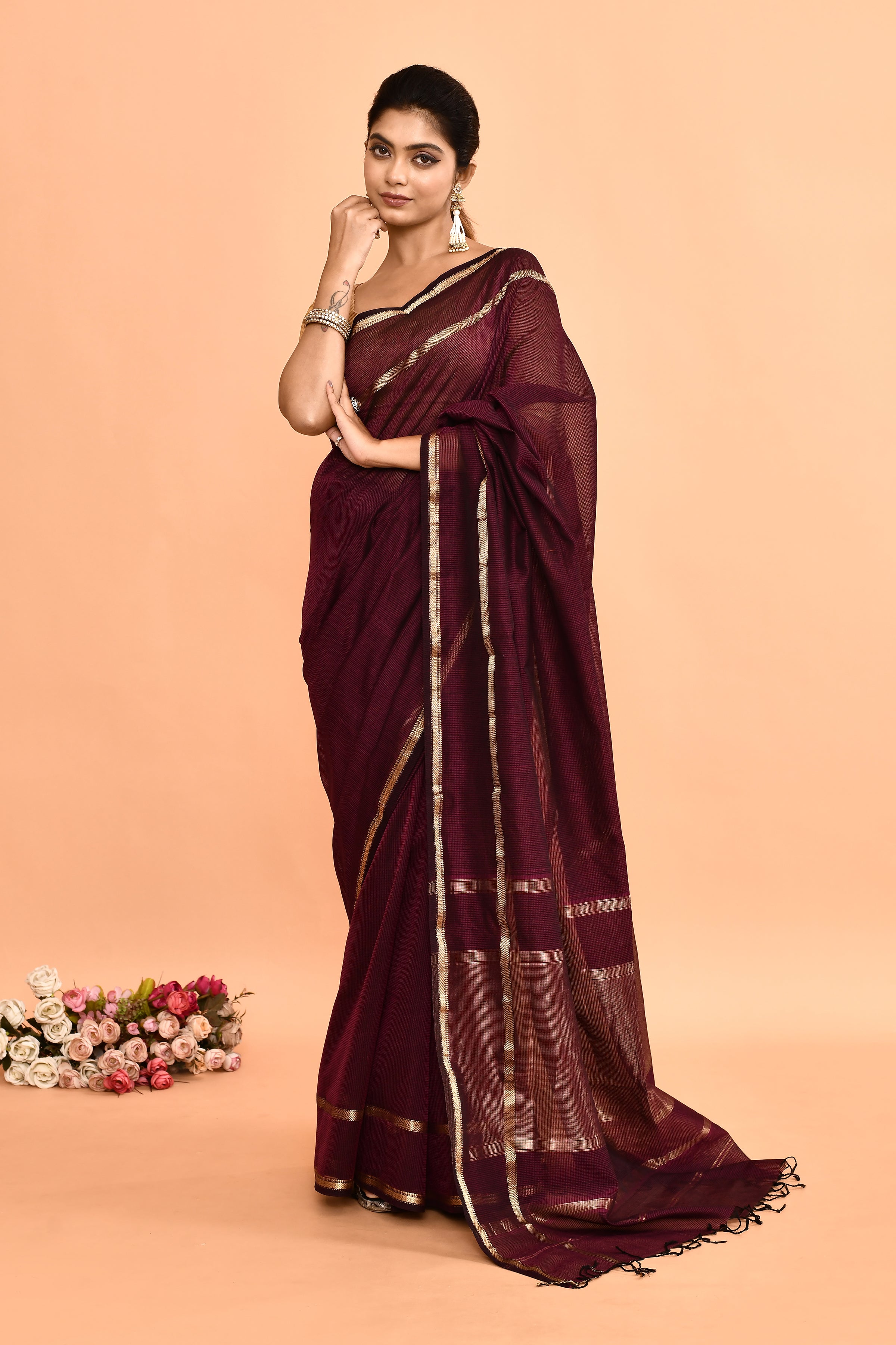 Plain Maheshwari pure handloom double border small checks saree