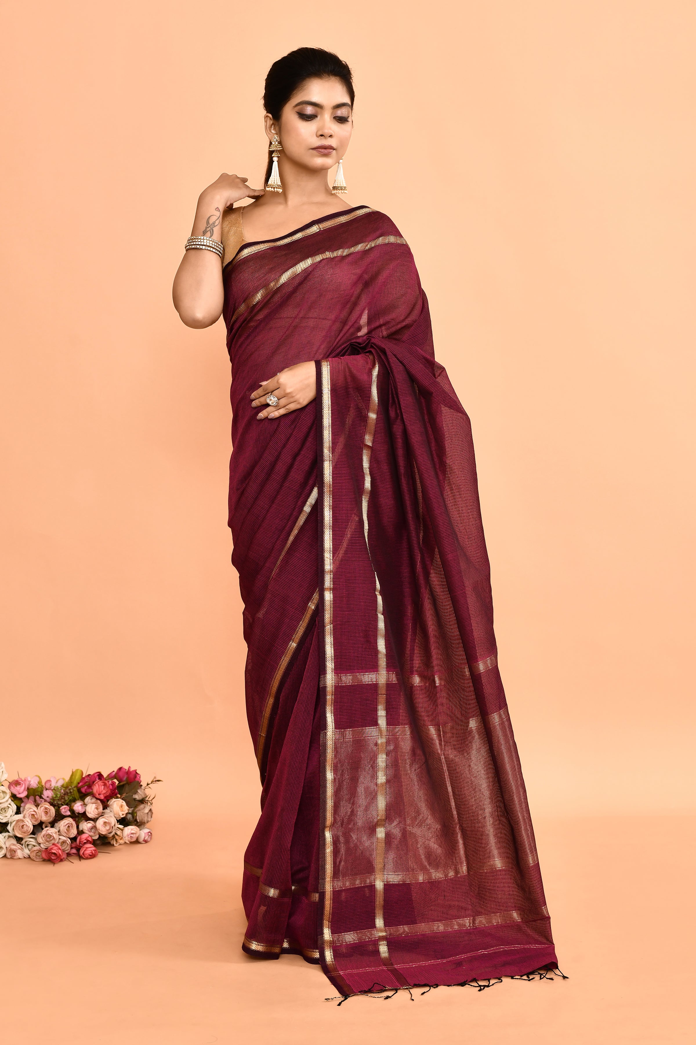 Plain Maheshwari pure handloom double border small checks saree