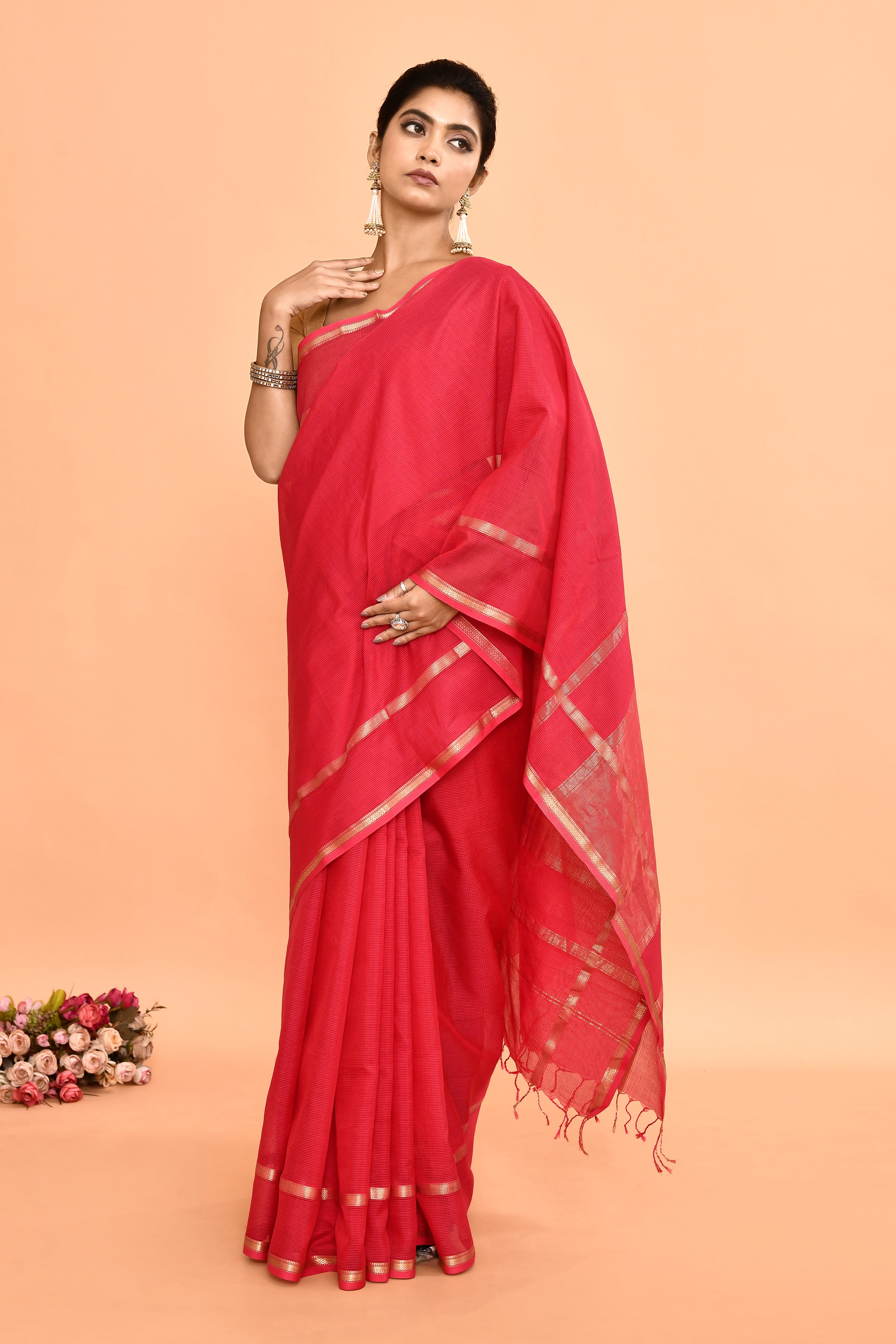 Plain Maheshwari pure handloom double border small checks saree