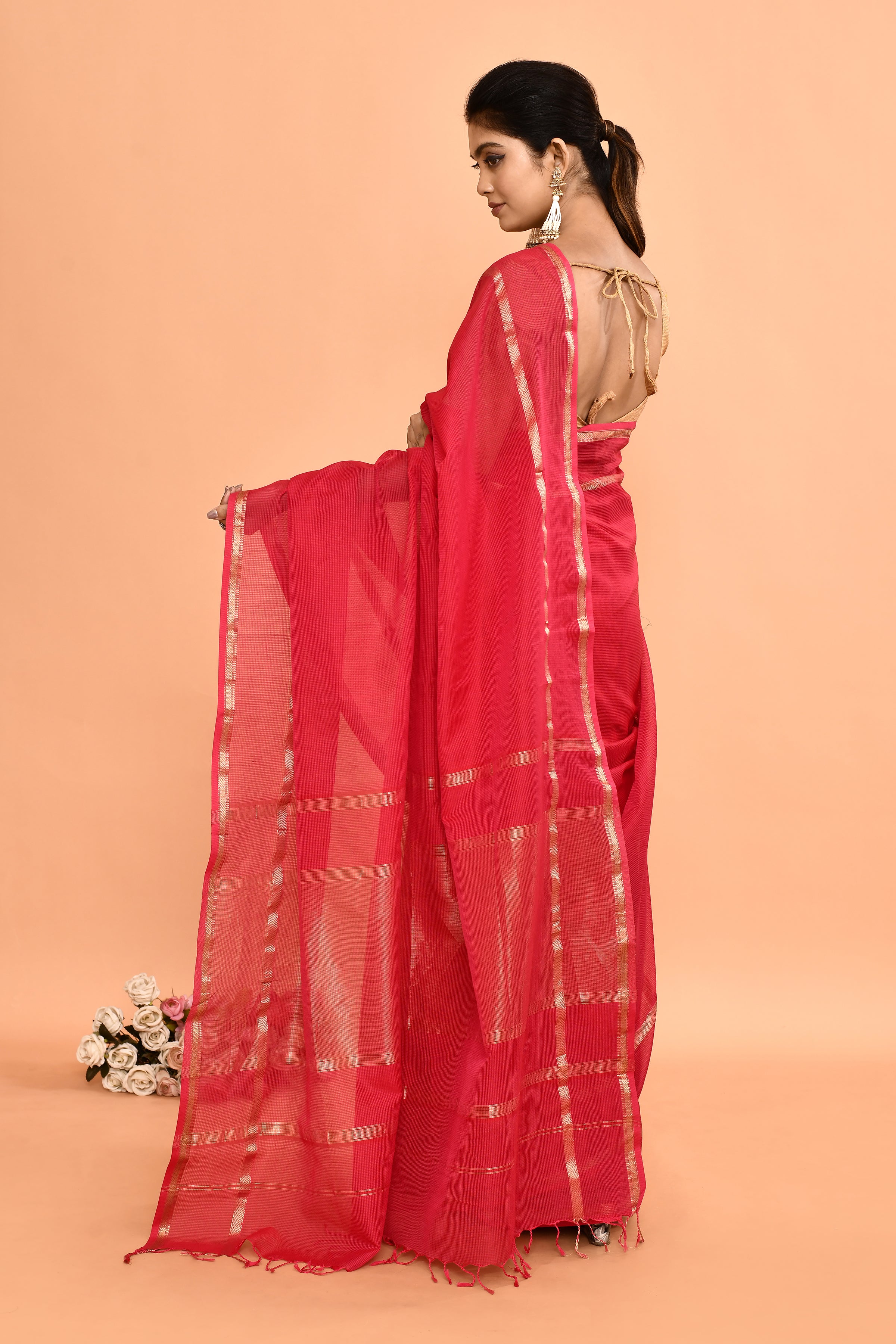 Plain Maheshwari pure handloom double border small checks saree