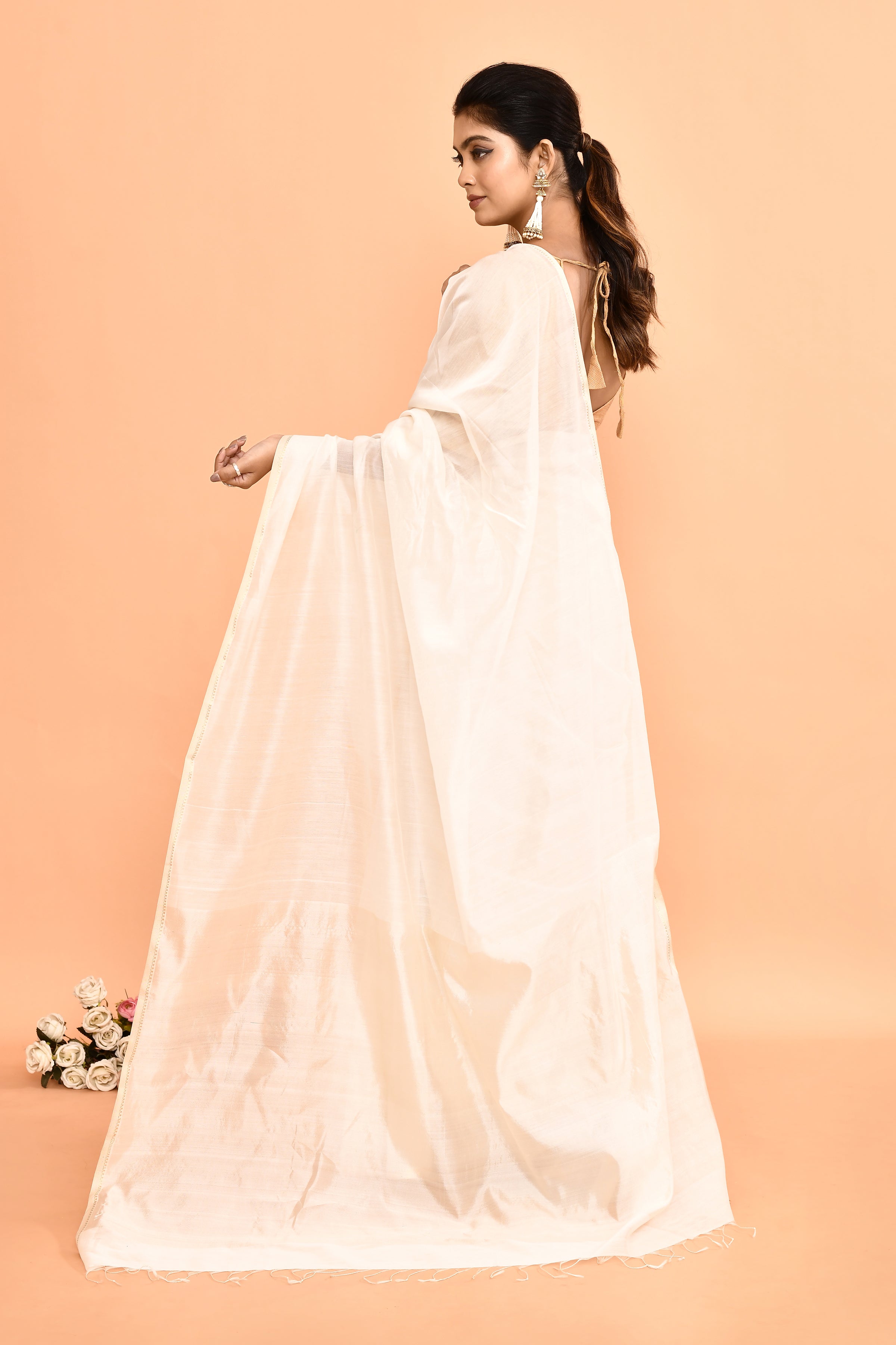 Maheshwari pure handloom plain solid color saree with resham pallu