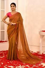 Plain Maheshwari pure handloom self-checks saree with narrow contrast pink border