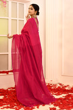 Plain Maheshwari pure handloom self-checks saree with narrow contrast pink border