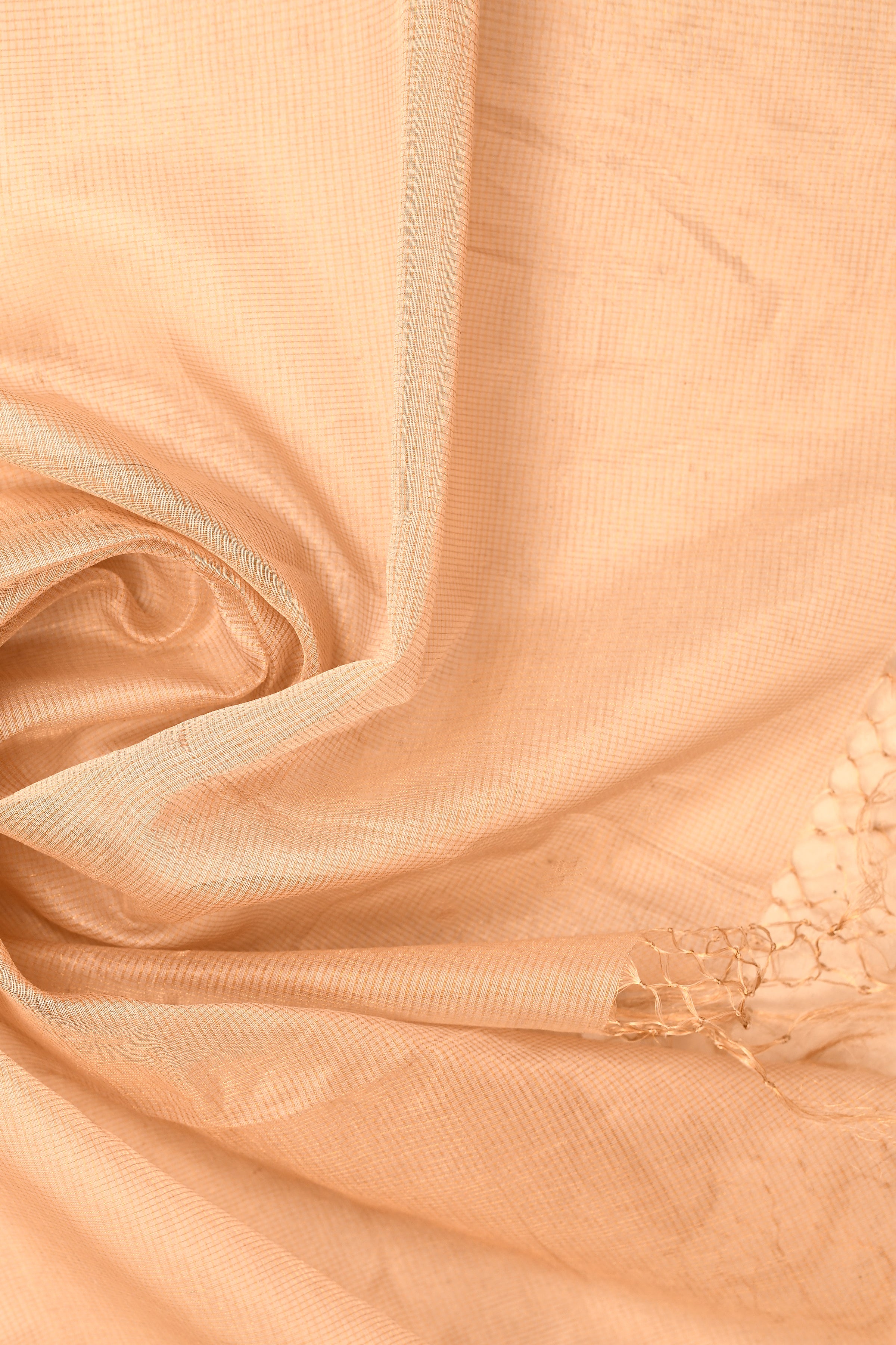 Maheshwari pure handloom tissue saree with small golden checks