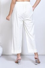 Off white Cotton stretchable pants