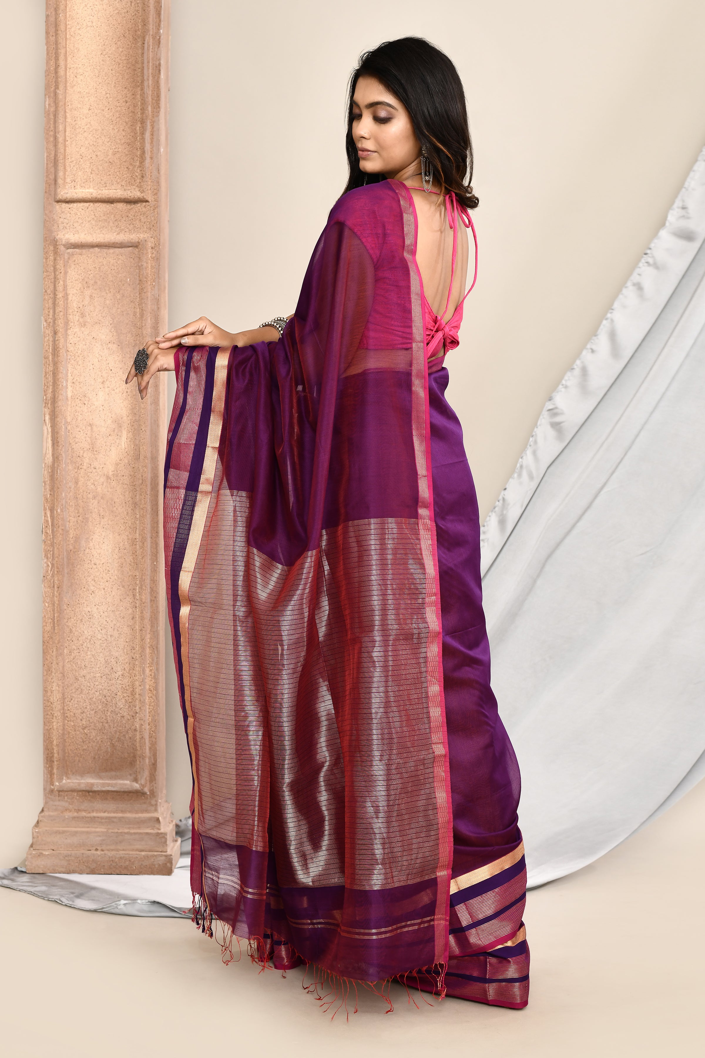 Maheshwari pure handloom plain saree with broad contrast border