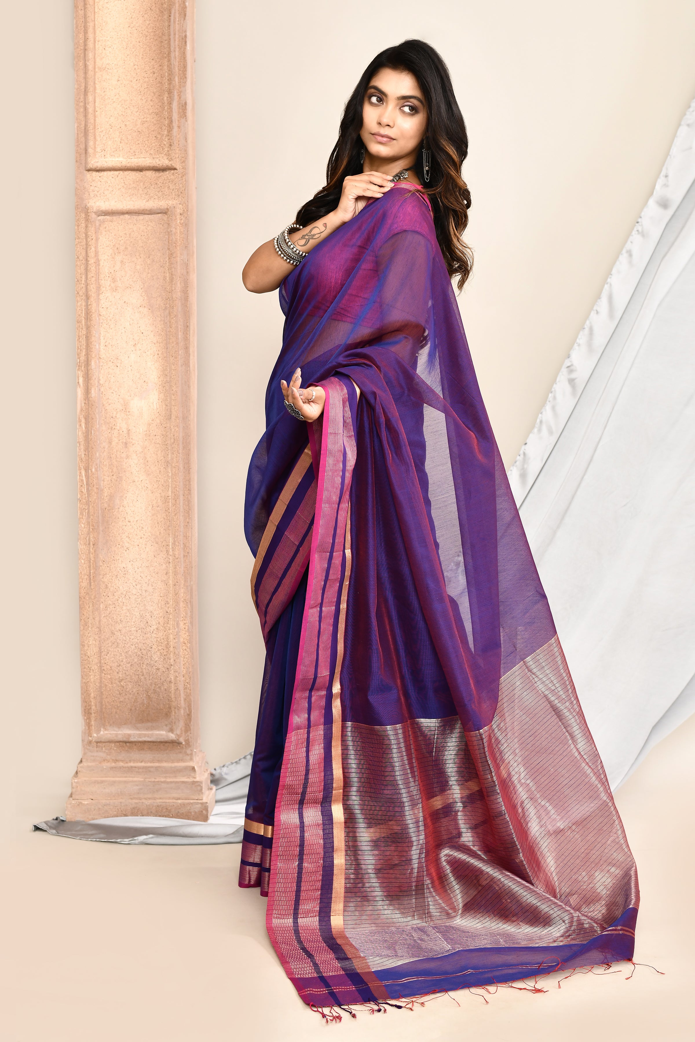 Maheshwari pure handloom plain saree with broad contrast border