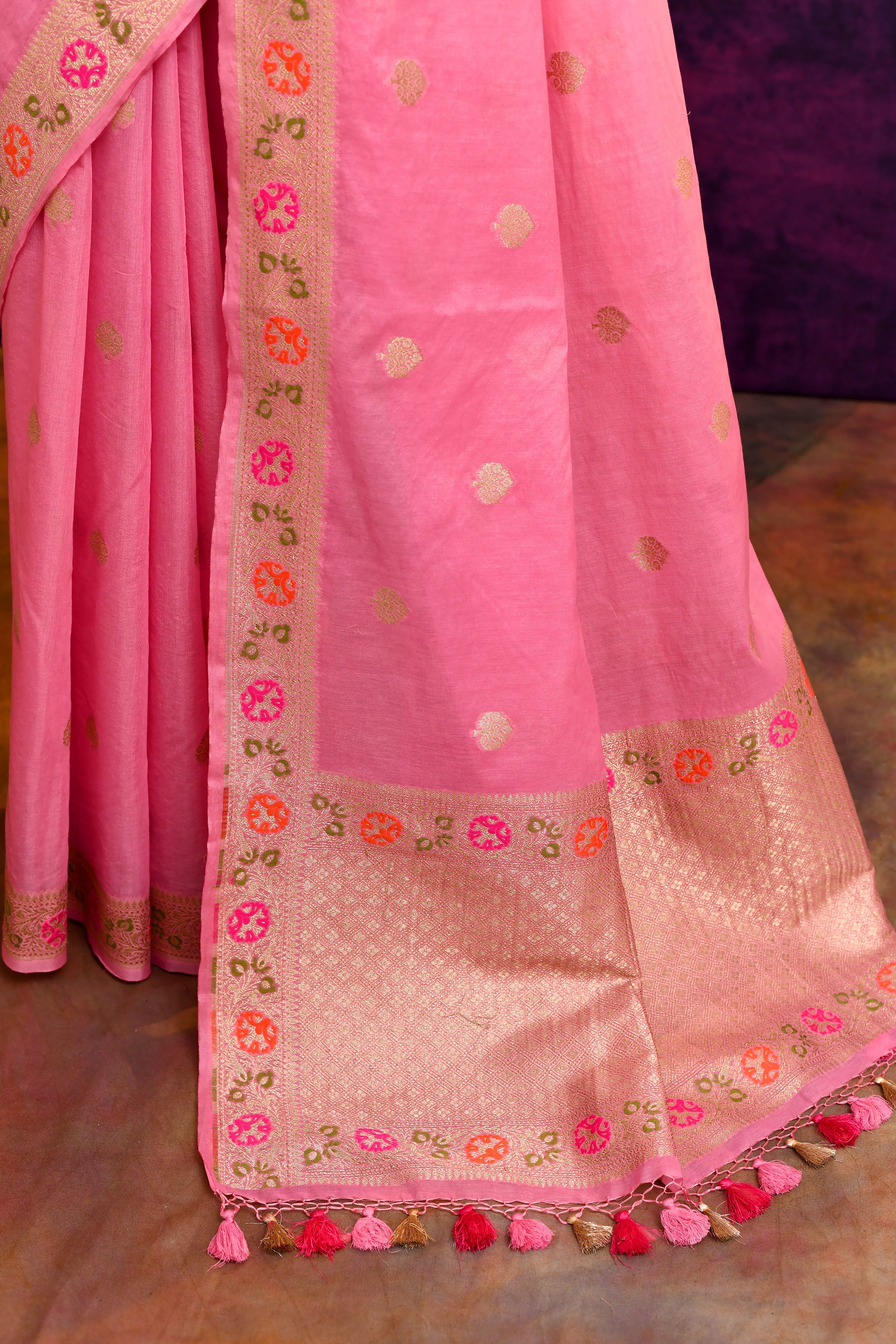 Pure Cotton Saree with Woven Buti & Floral Border – Rose Pink
