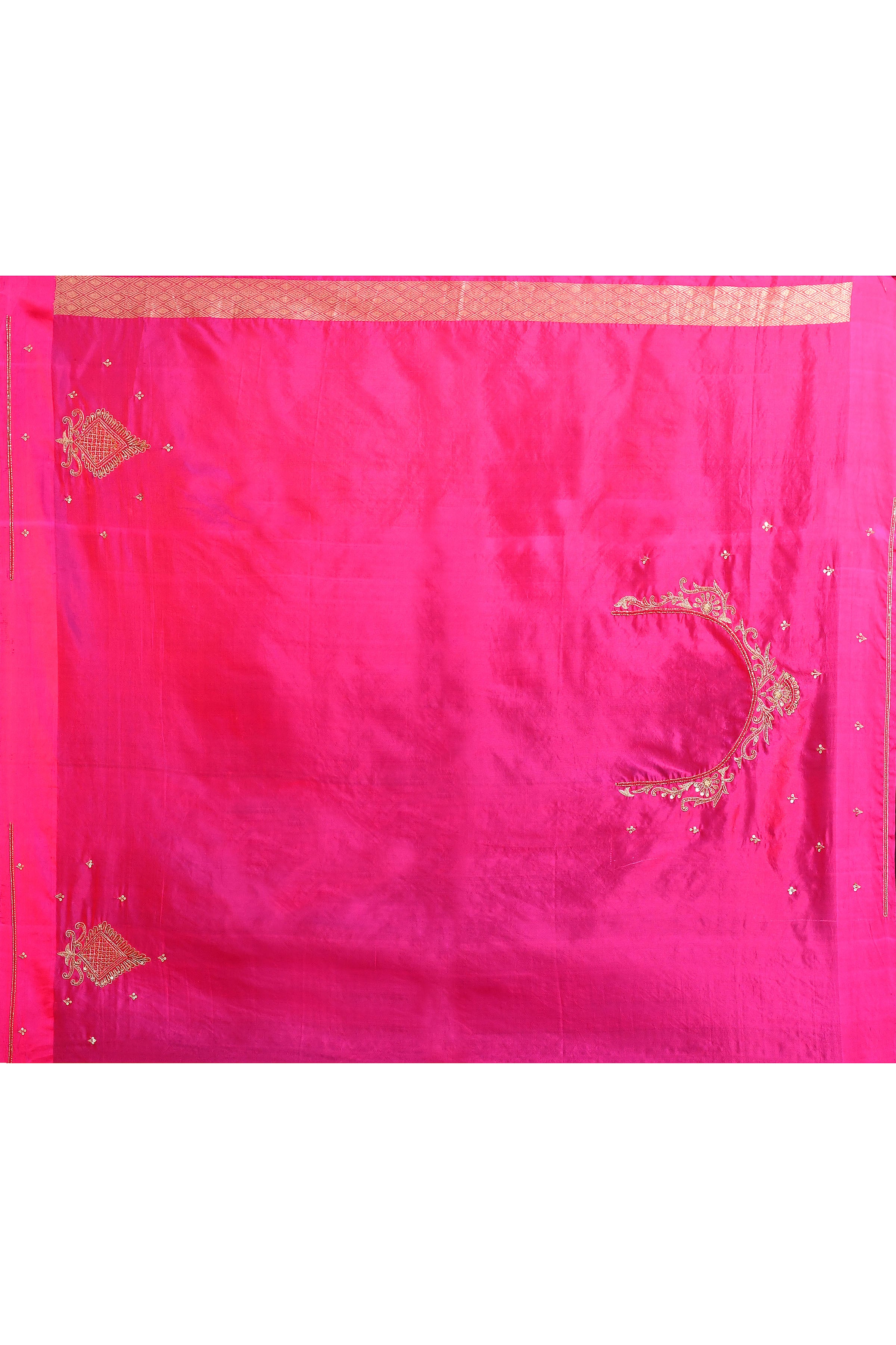 Pure Munga Silk Saree with Delicately Woven Floral Butis – Black