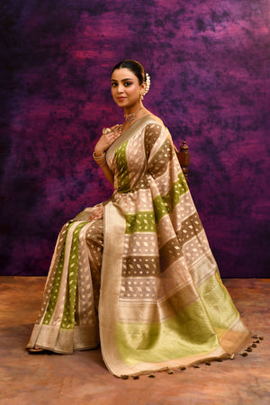 Sarees from  ₹25000 to ₹30000