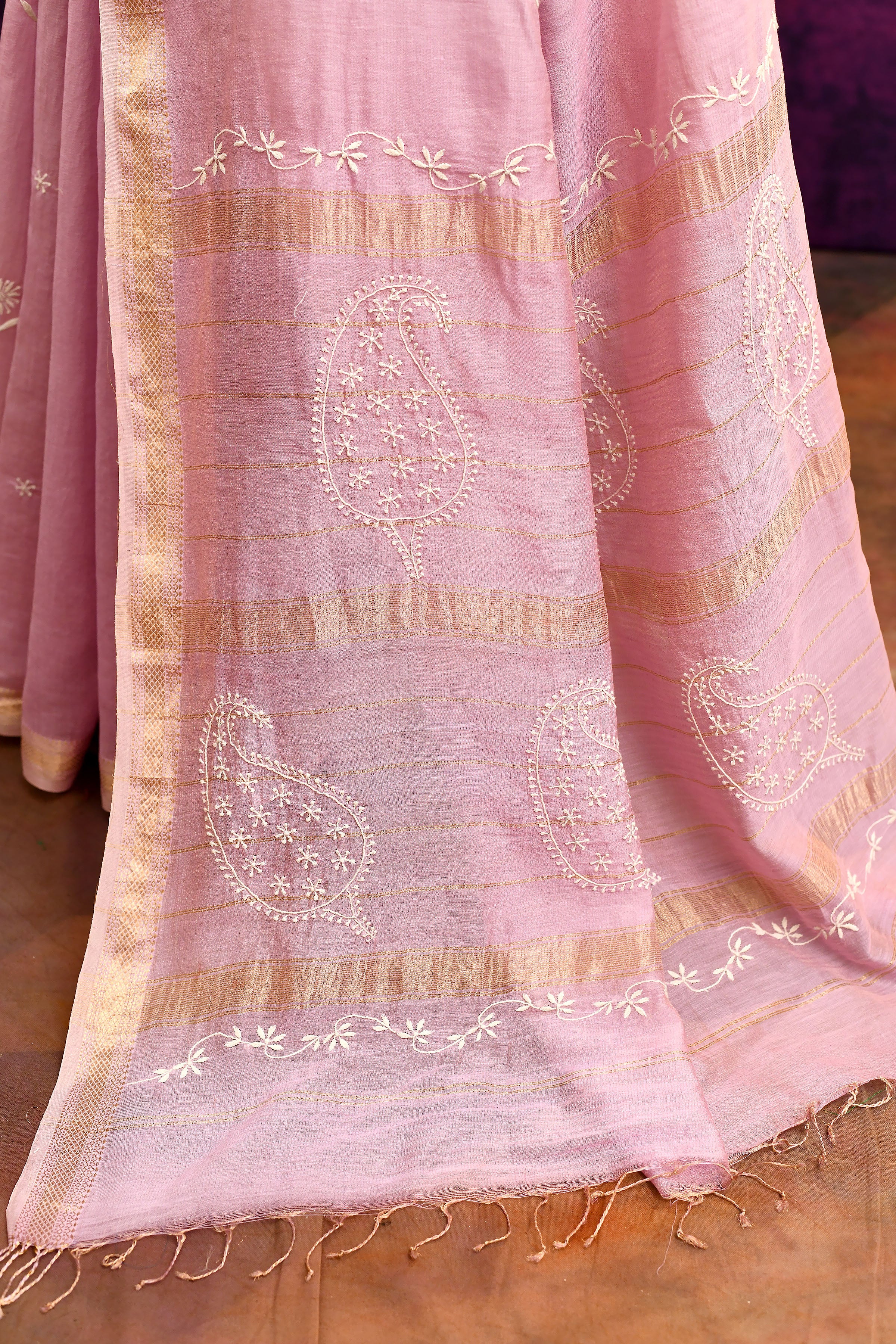 Pure Cotton Saree with Lucknowi Chikankari Embroidery – Dusty Rose Pink