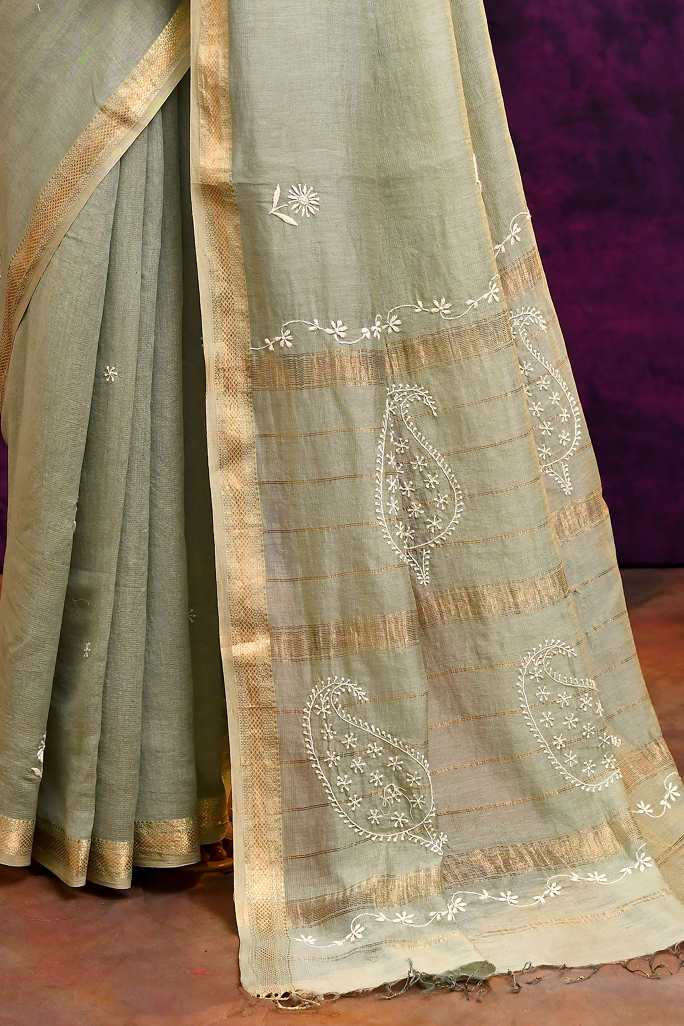 Pure Cotton Saree with Lucknowi Chikankari Embroidery – Sage Green