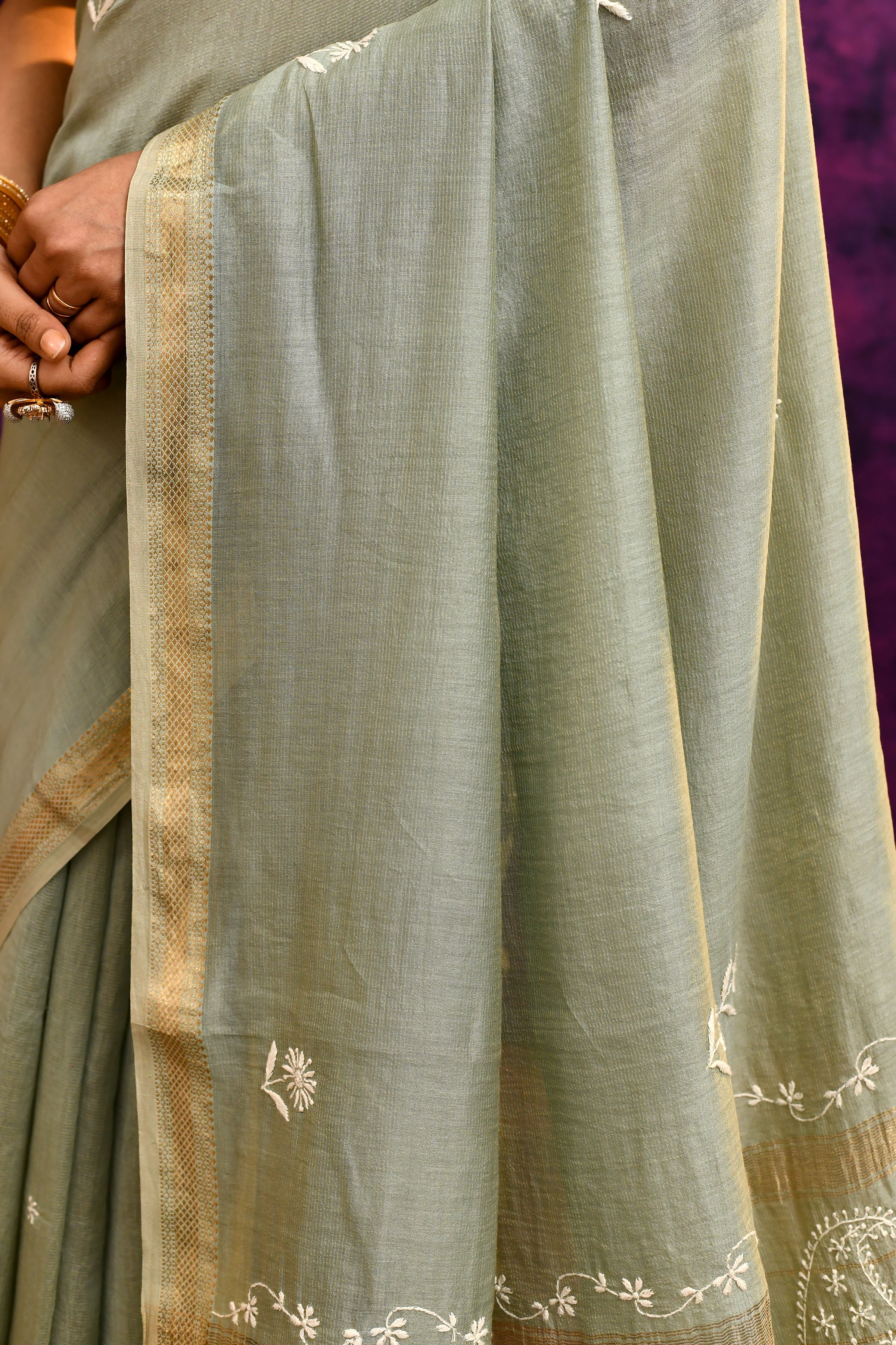 Pure Cotton Saree with Lucknowi Chikankari Embroidery – Sage Green