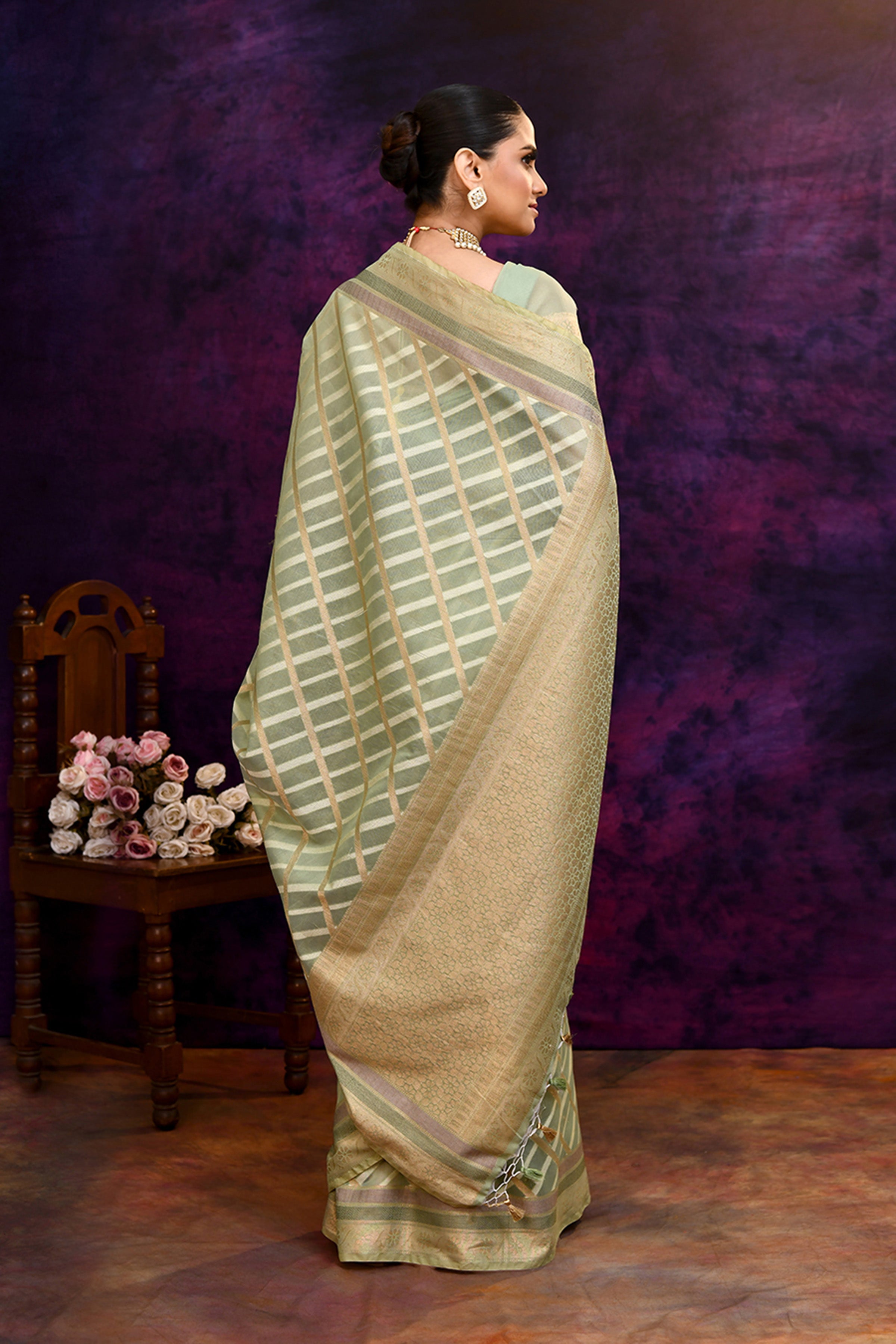 Cotton saree with golden zari banarasi border and motifs Checkered pattern-pista green