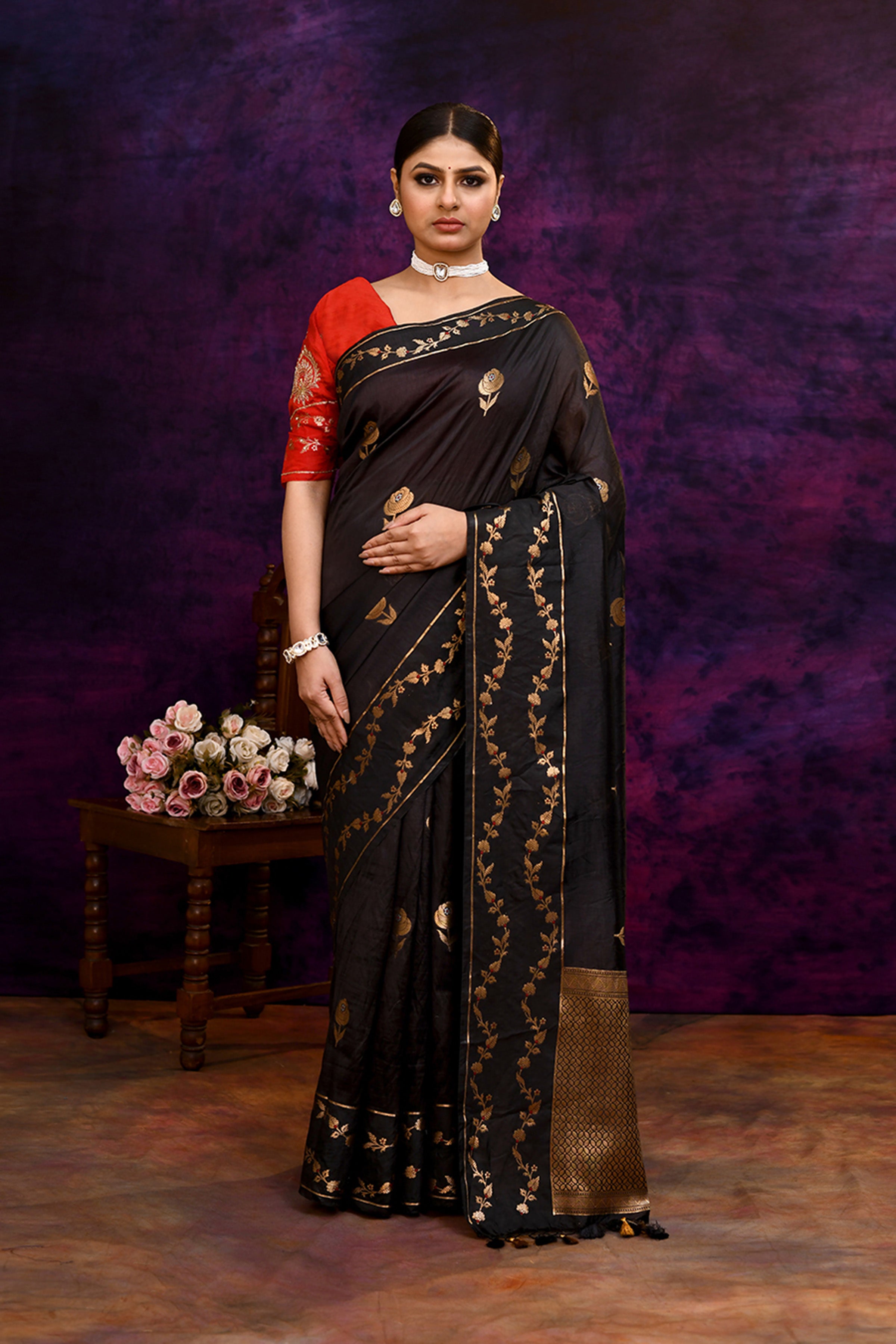 Pure Banarasi woven silk saree with zari & minakari leaf motifs & hand embroidered blouse-Black