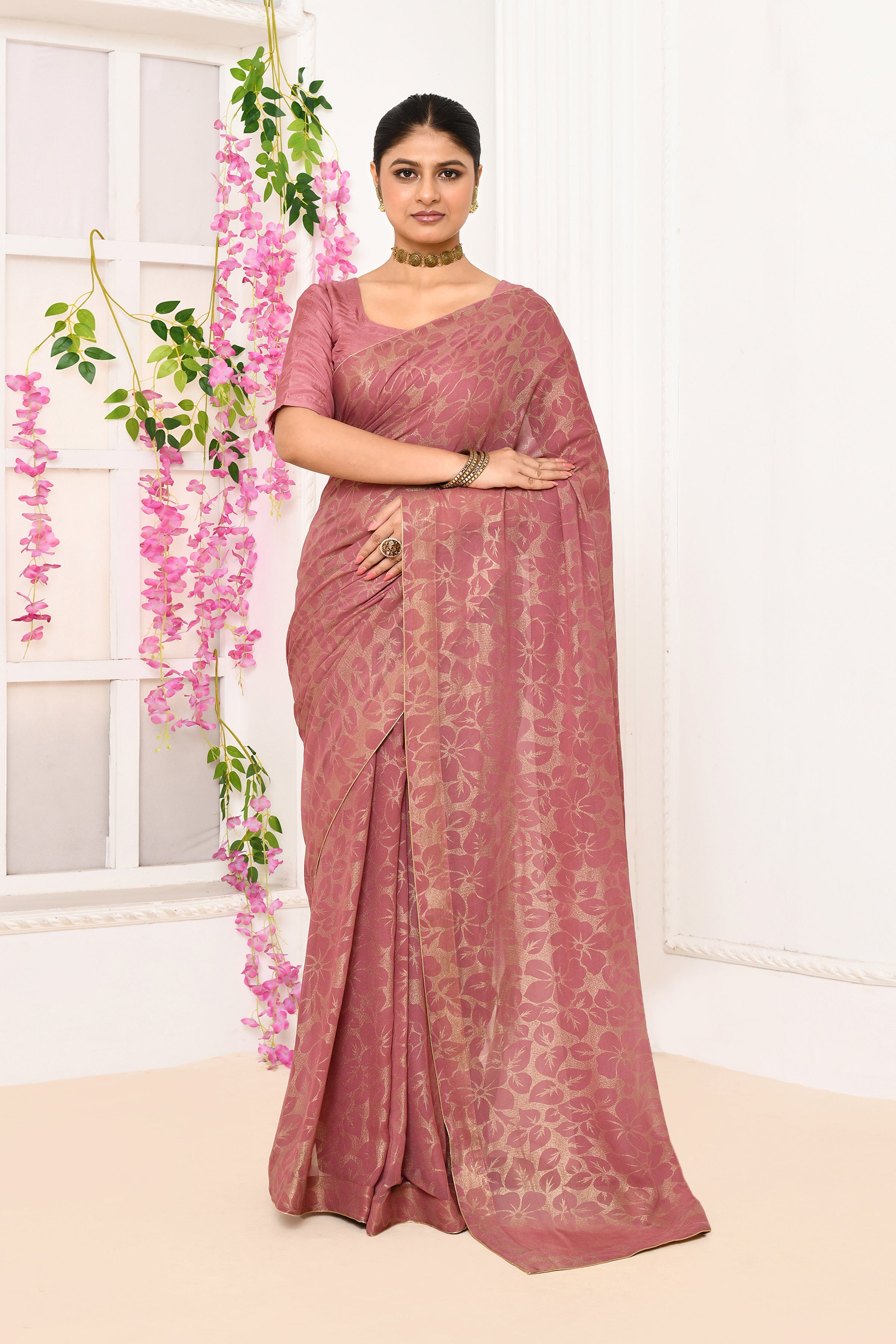 Chiffon shimmer saree with golden self print-Onion pink