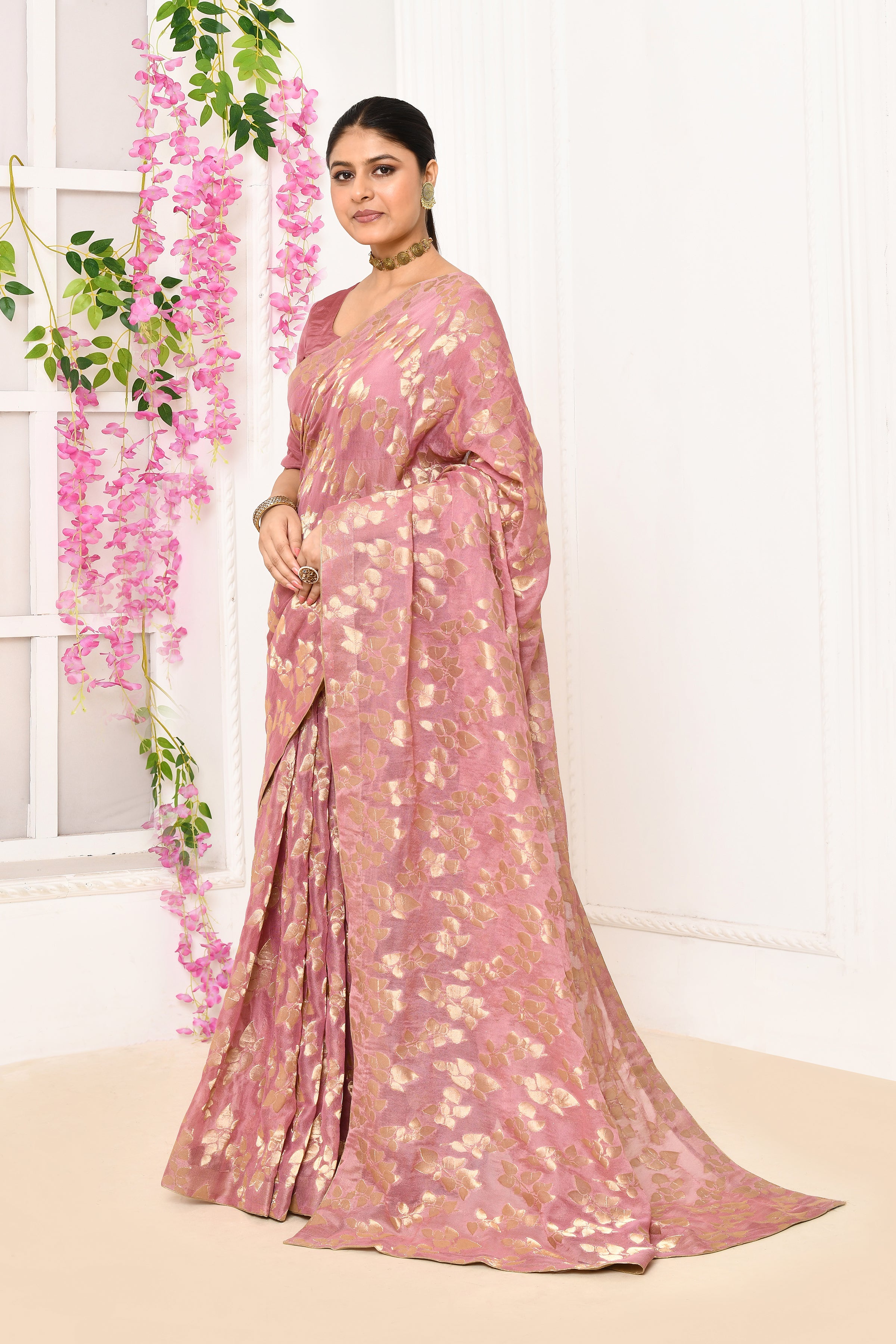 Jute Upada golden leaf pattern saree-Onion pink