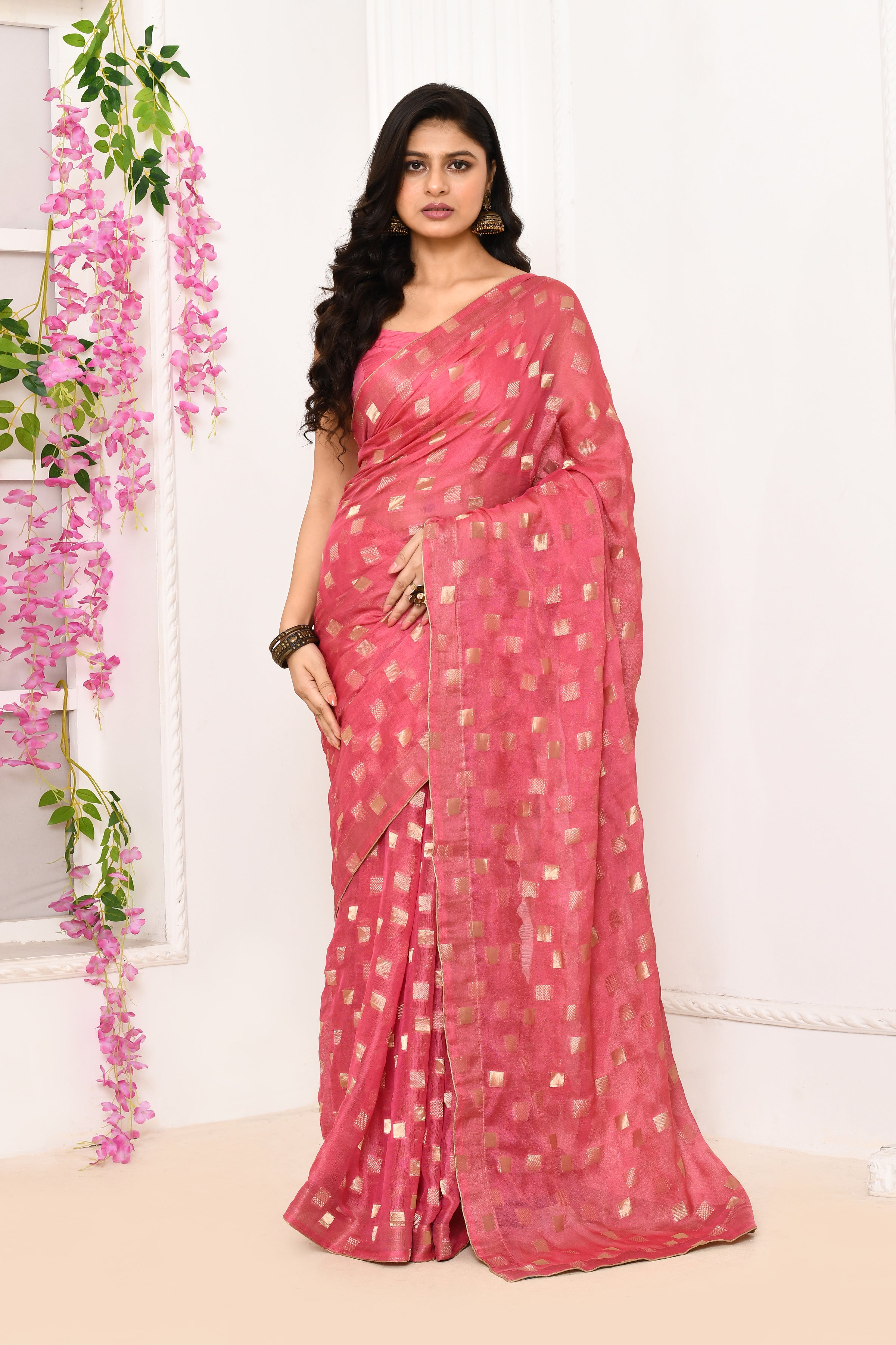 Jute Upada golden checker pattern saree-Onion pink