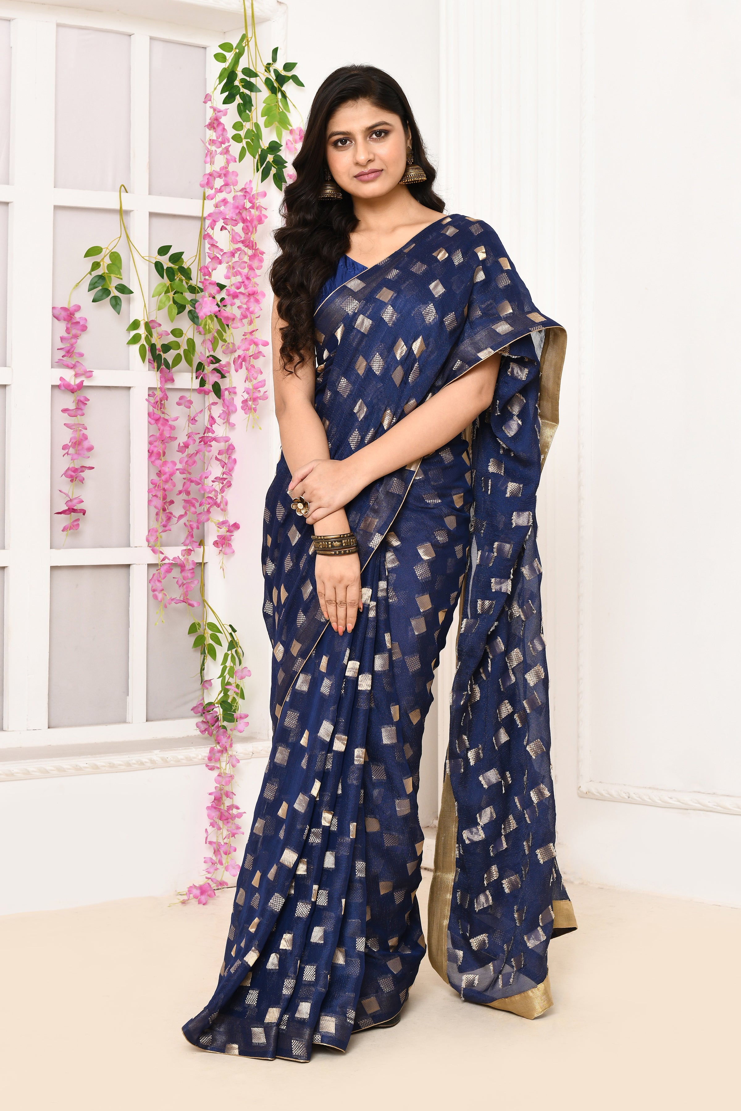 Jute Upada golden checker pattern saree-Royal blue