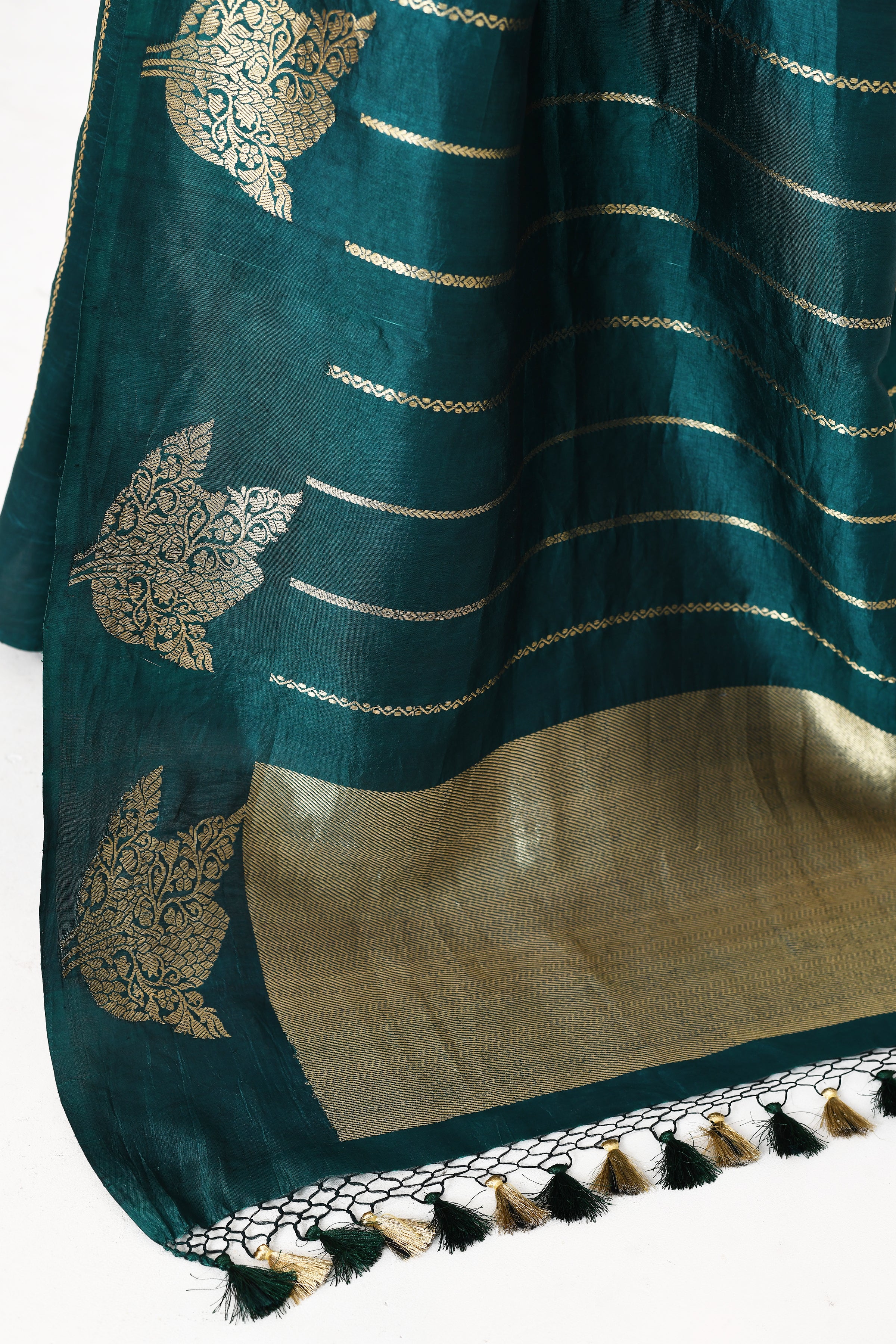 Pure handloom Banarasi katan silk saree with golden stripes pattern kadwa weaving & satin silk border-Bottle green