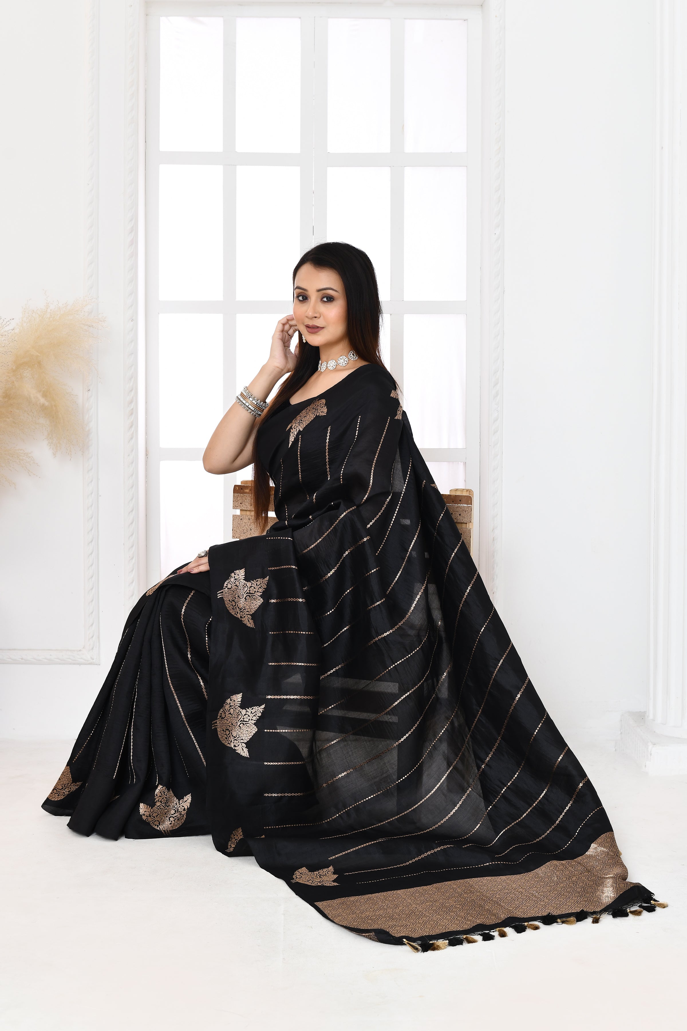 Pure handloom Banarasi katan silk saree with golden stripes pattern kadwa weaving & satin silk border-Black