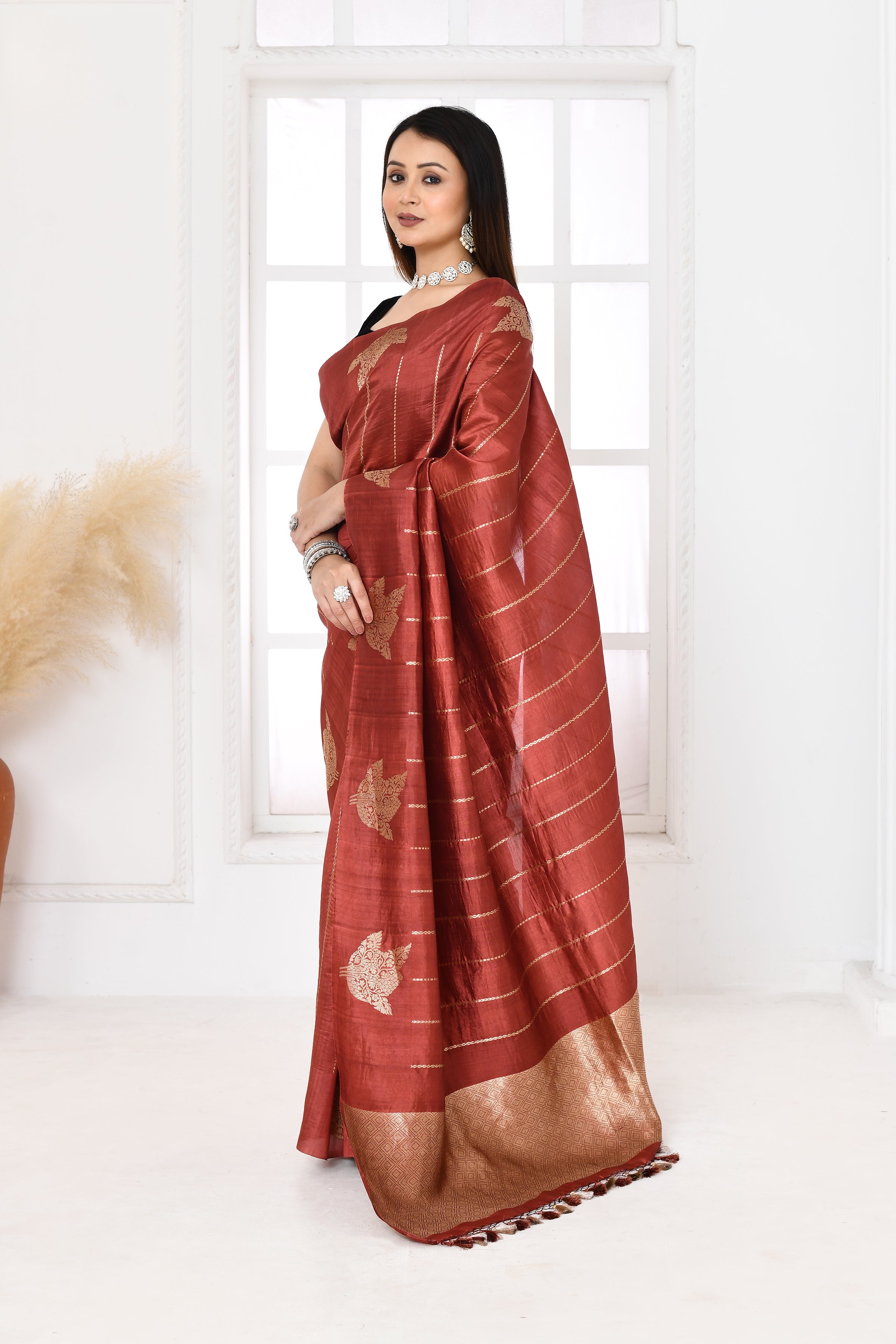 Pure handloom Banarasi katan silk saree with golden stripes pattern kadwa weaving & satin silk border-Coral