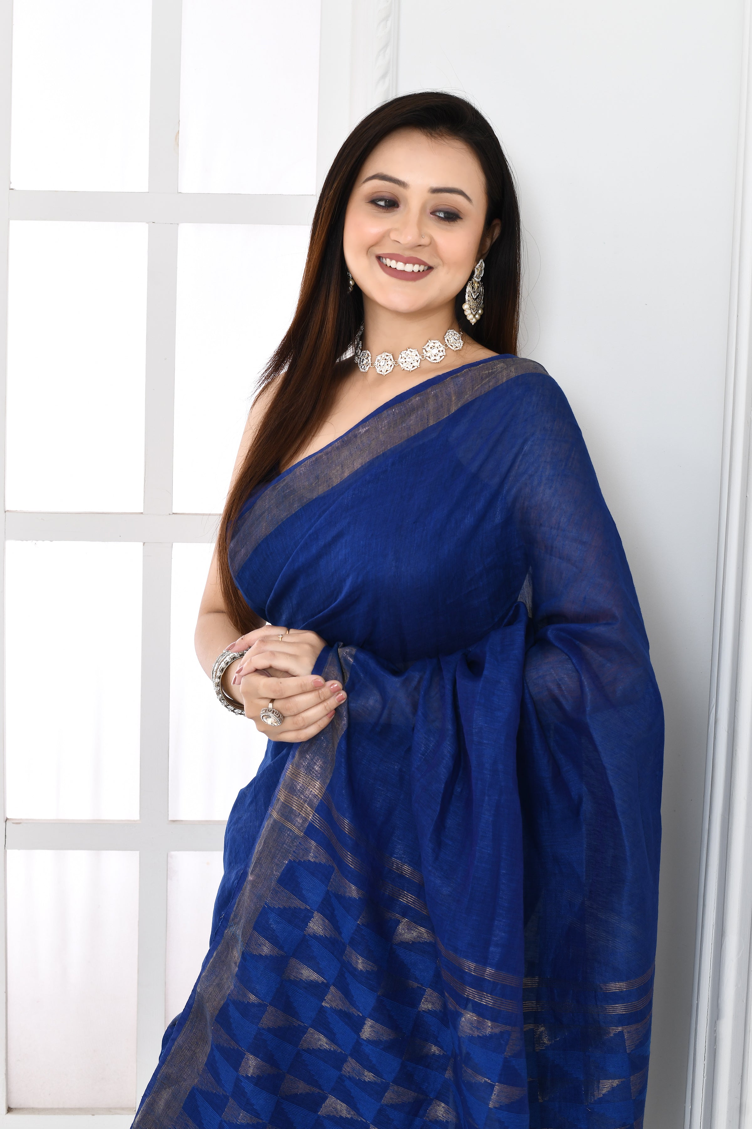 Pure handloom tussar linen saree with woven zari pallu