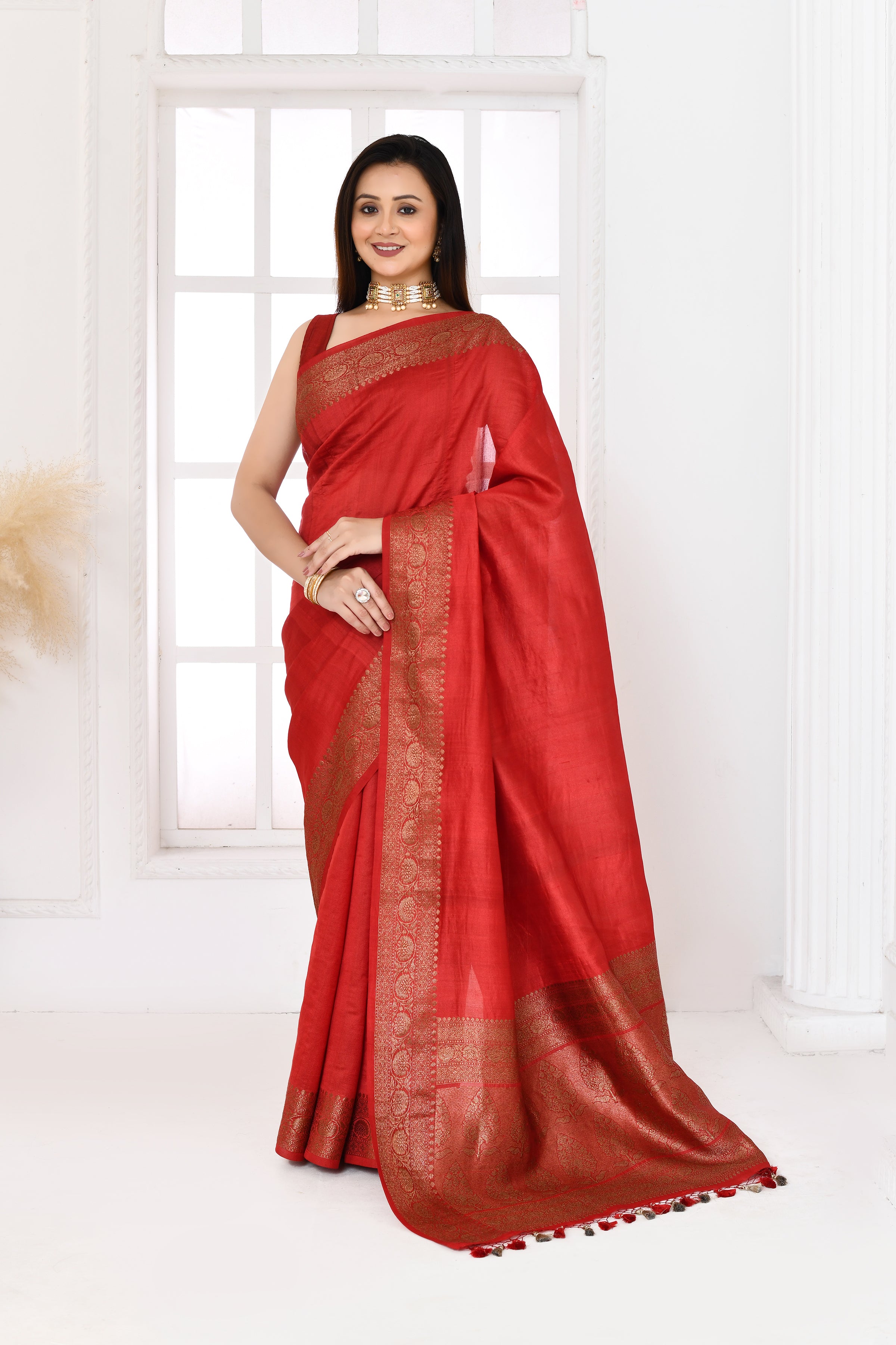 Pure tussar silk Banarasi saree with kadwa weaving-Red