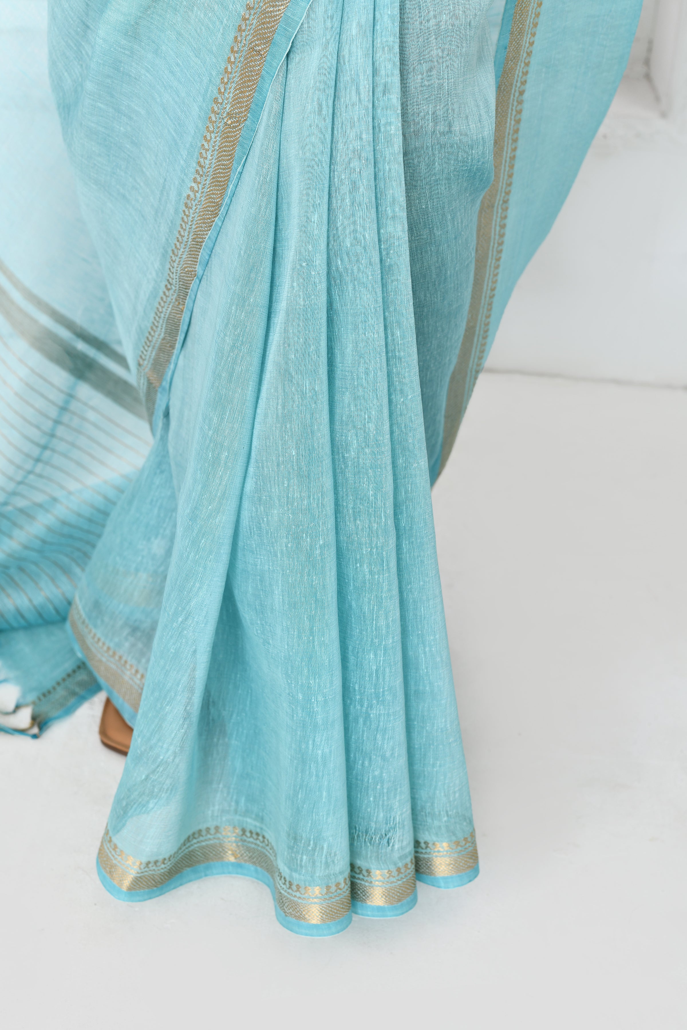 Pure tussar linen handloom saree with floral embroidered blouse