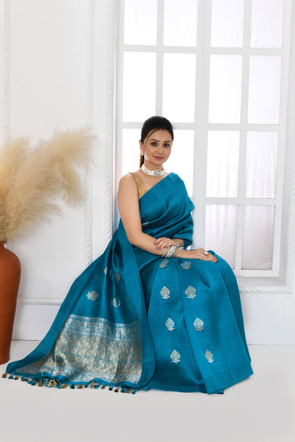 Pure handloom Banarasi katan silk saree with floral pattern kadwa weaving & satin silk border-coppersulphate blue