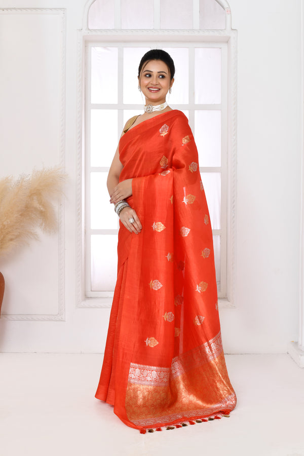 Pure handloom Banarasi katan silk saree with floral pattern kadwa weaving & satin silk border-Rust Orange