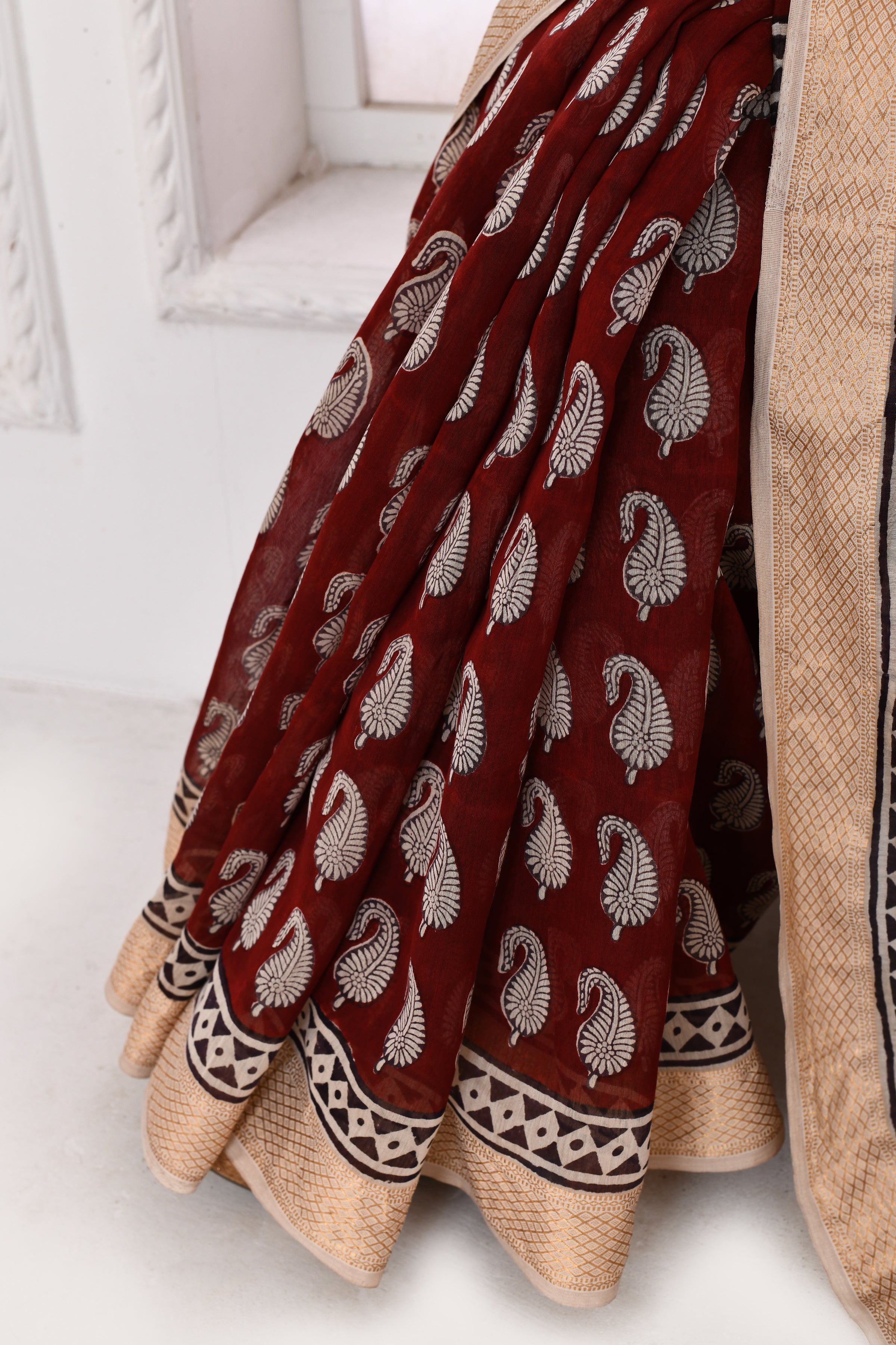 Maheshwari cross border bagh print saree-maroon