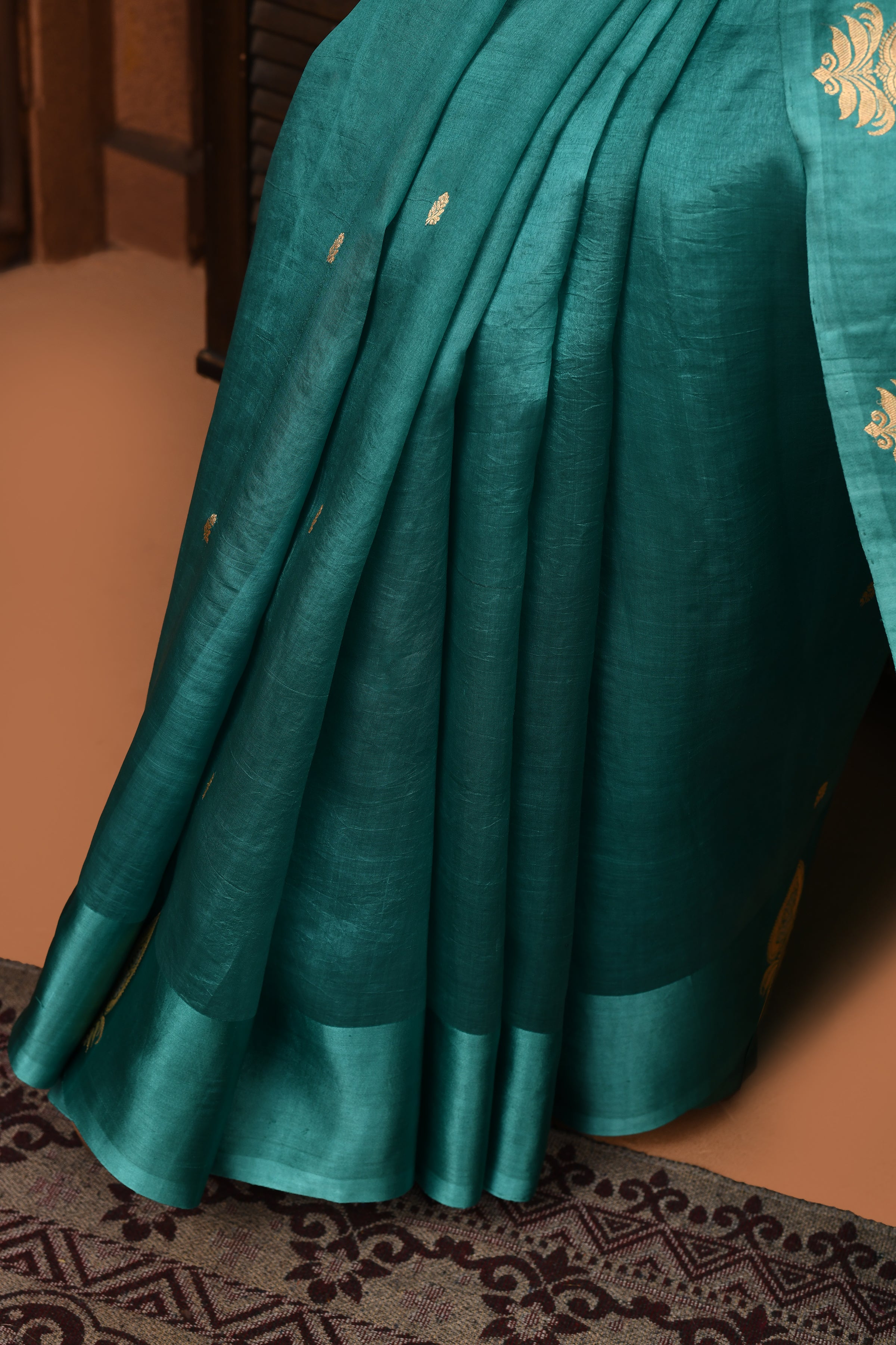 Pure katan silk kadwa Banarasi saree with golden & silver zari floral motifs & satin silk border-Powder blue