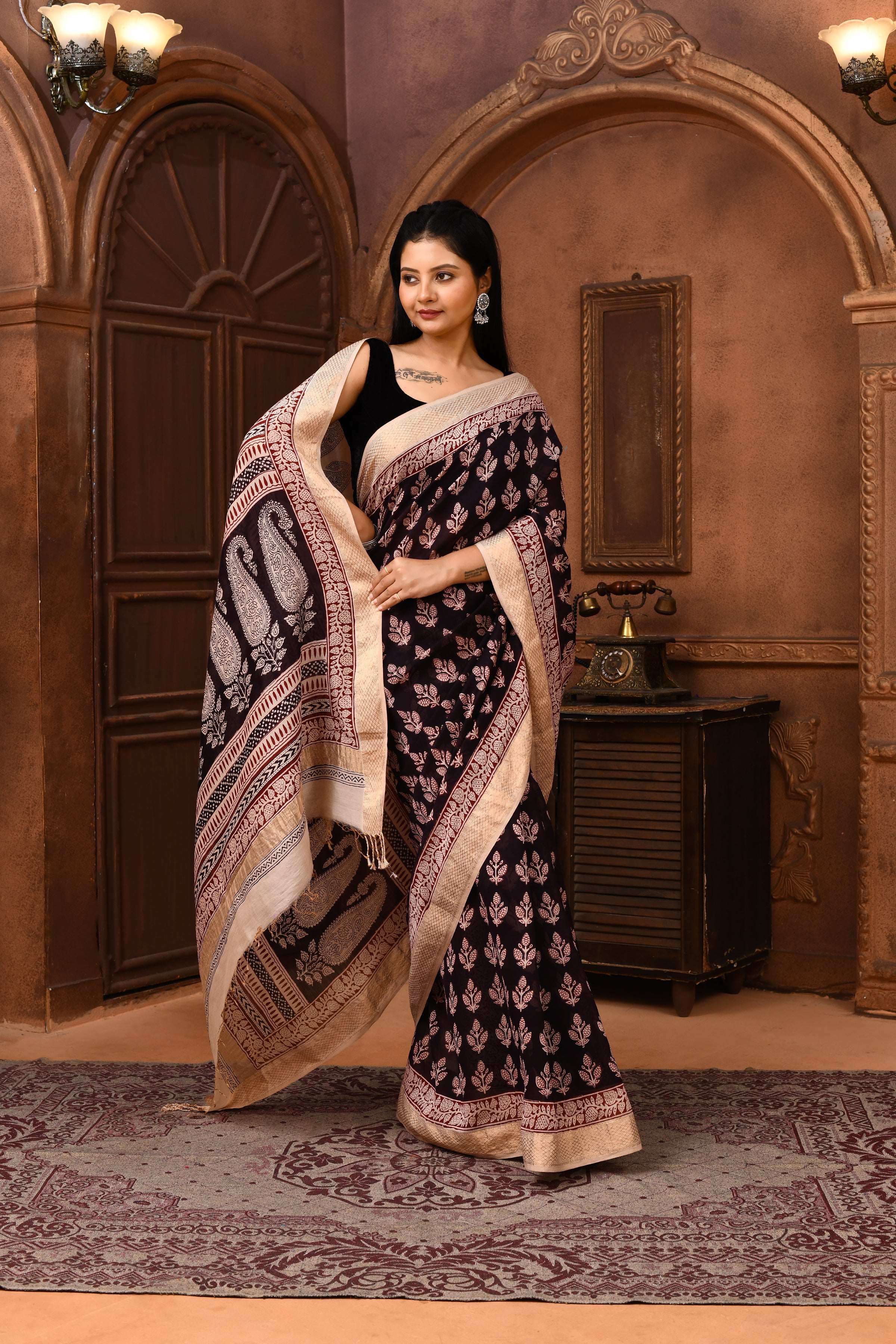 Maheshwari cross border bagh print saree -black