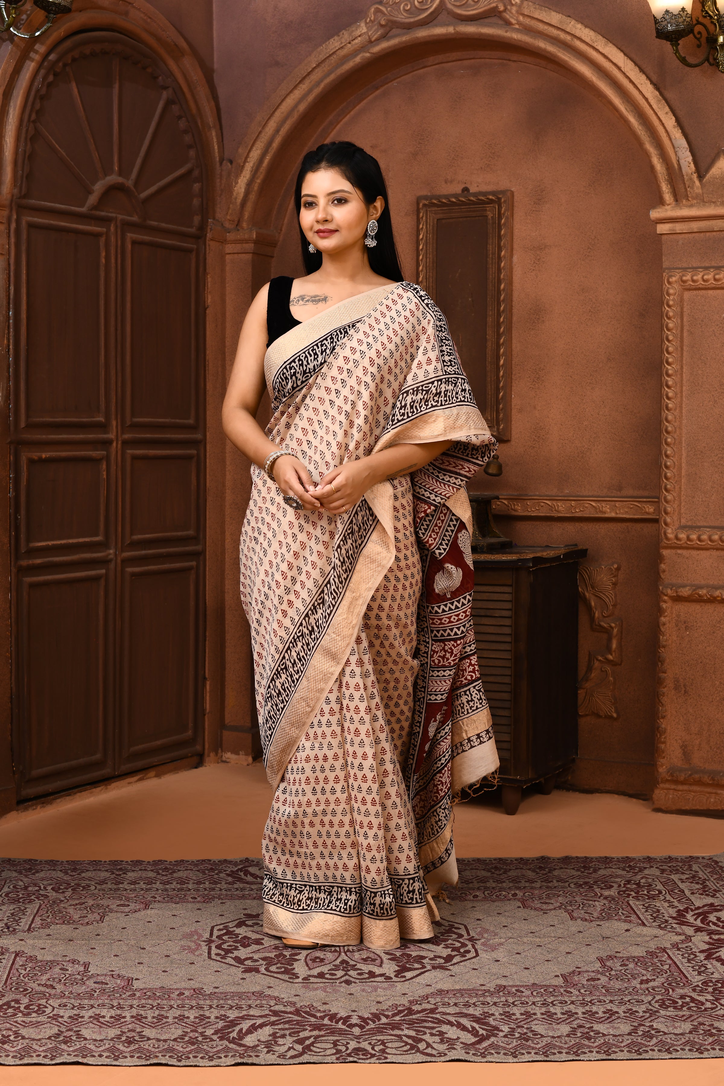 Maheshwari cross border saree with small prints-off white