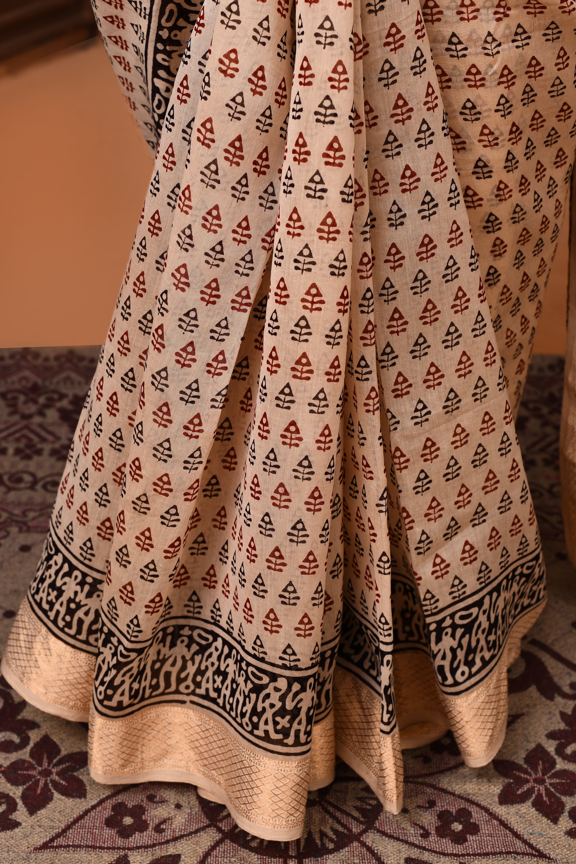 Maheshwari cross border saree with small prints-off white