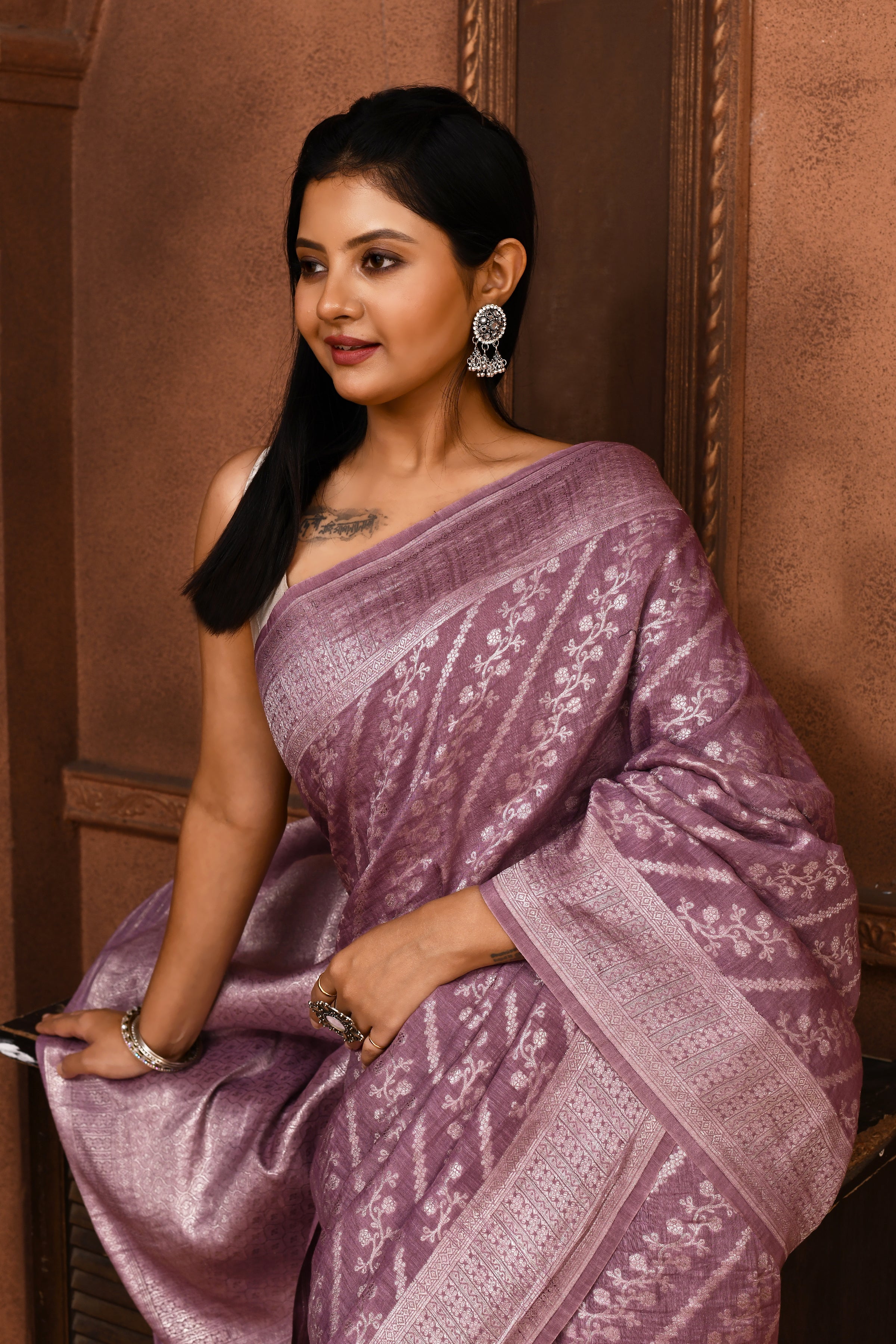 Pure Linen Georgette handloom Banarasi saree with silver zari kadwa weaving-Mauve