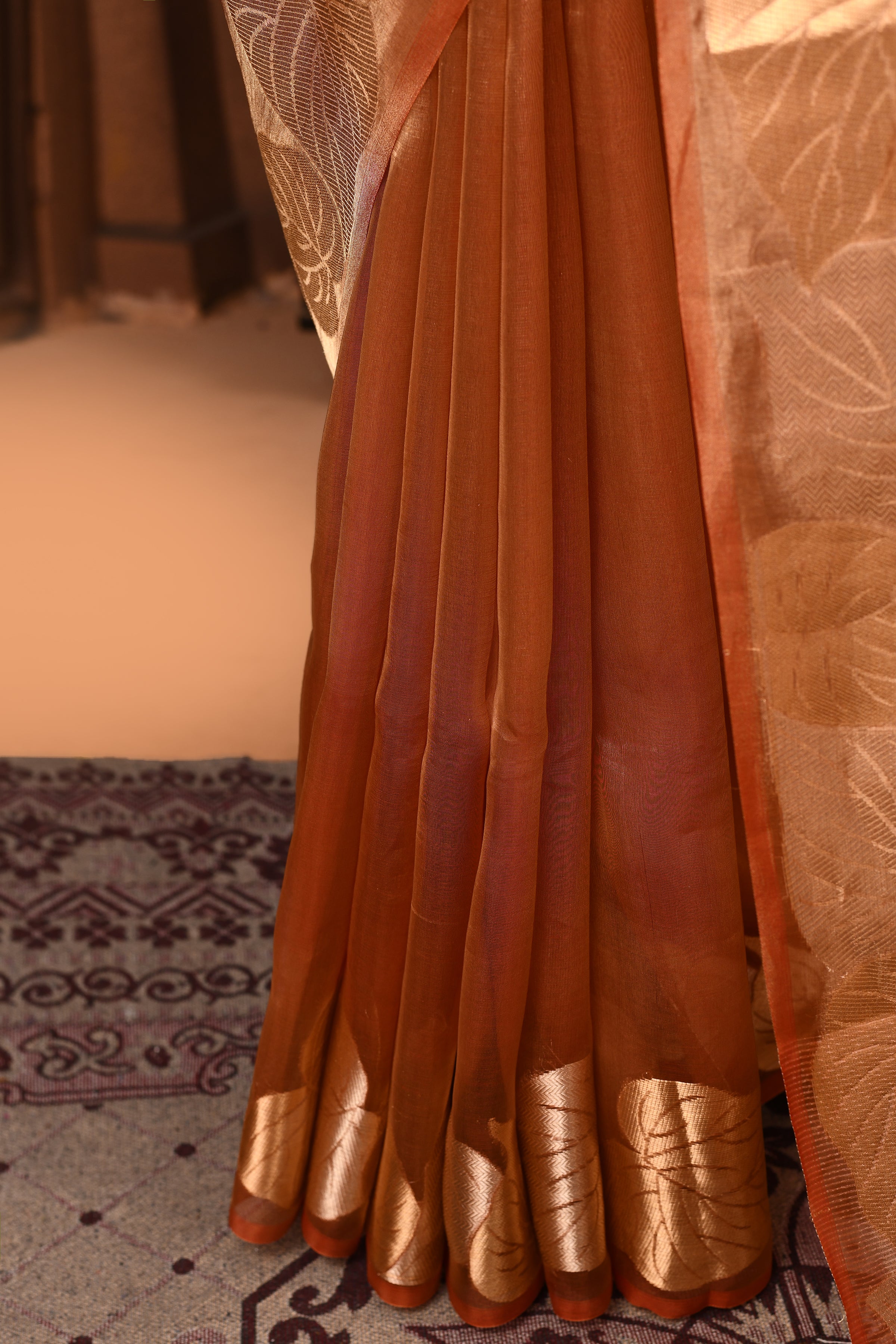 Banarasi tissue silk saree with leaf pattern woven border-Rust