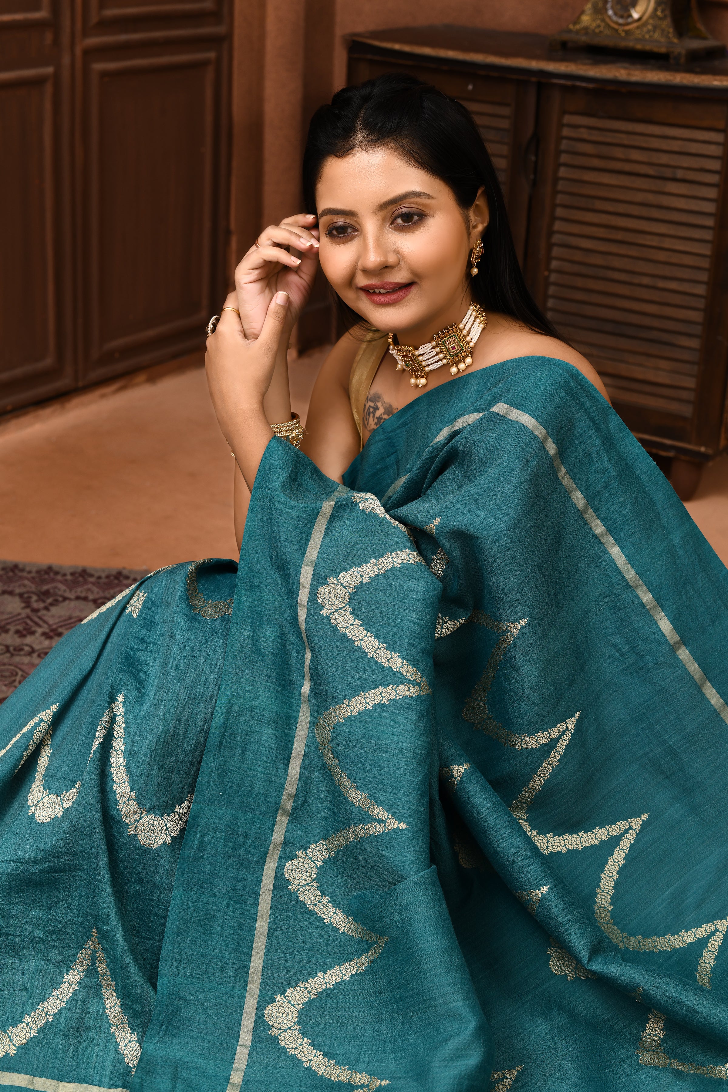 Pure handloom tussar silk Banarasi saree with kadwa weaving-Teal blue