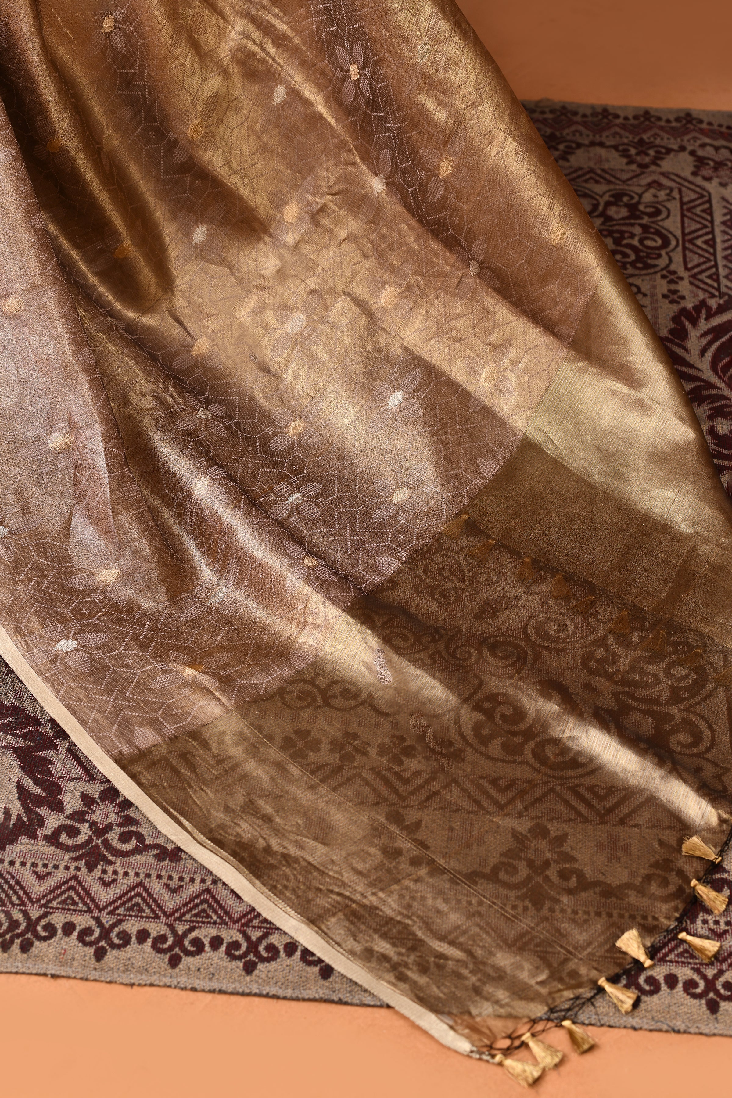 Banarasi tissue silk saree with kadwa weaving-Mauve