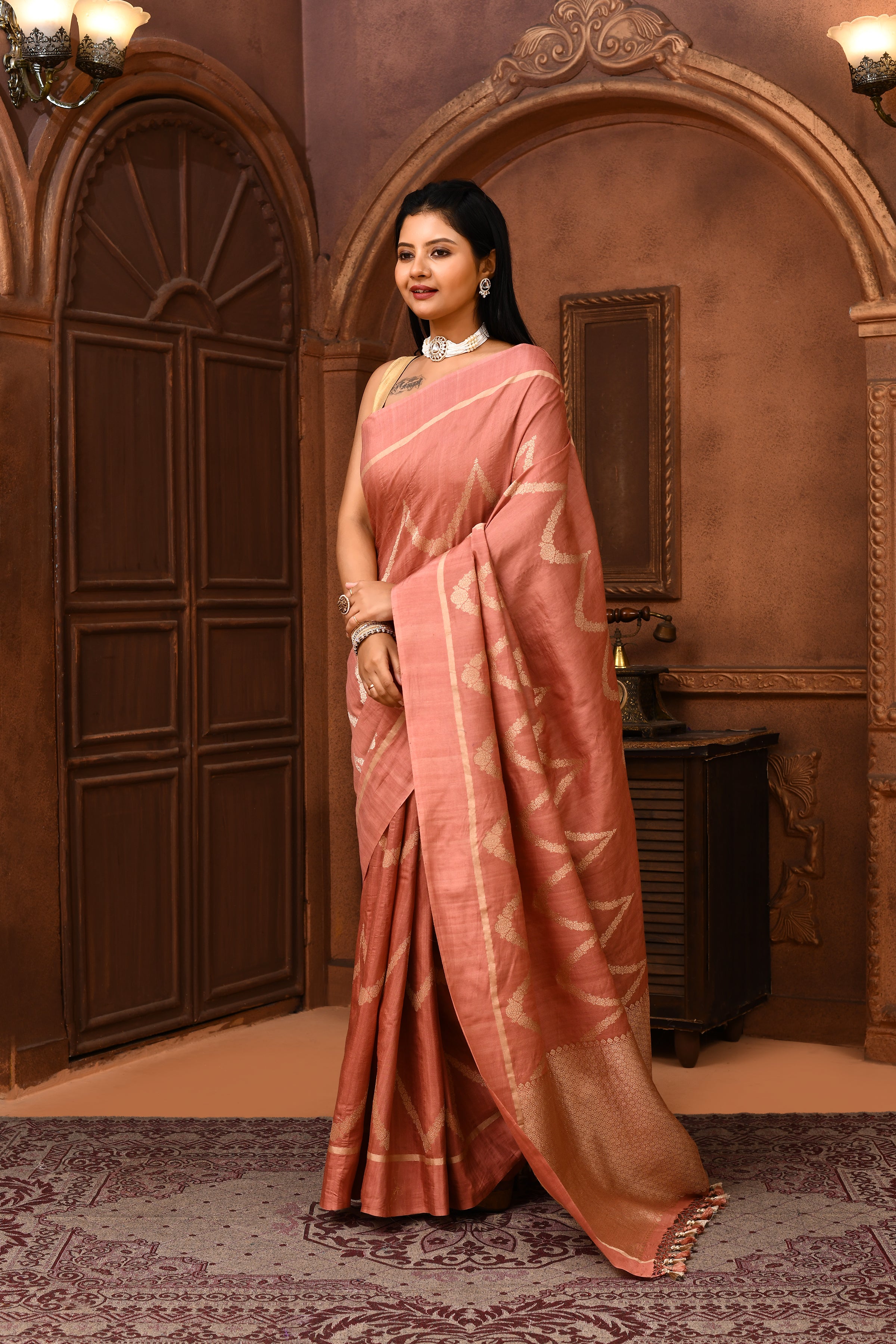 Pure handloom tussar silk Banarasi saree with kadwa weaving-Light coral