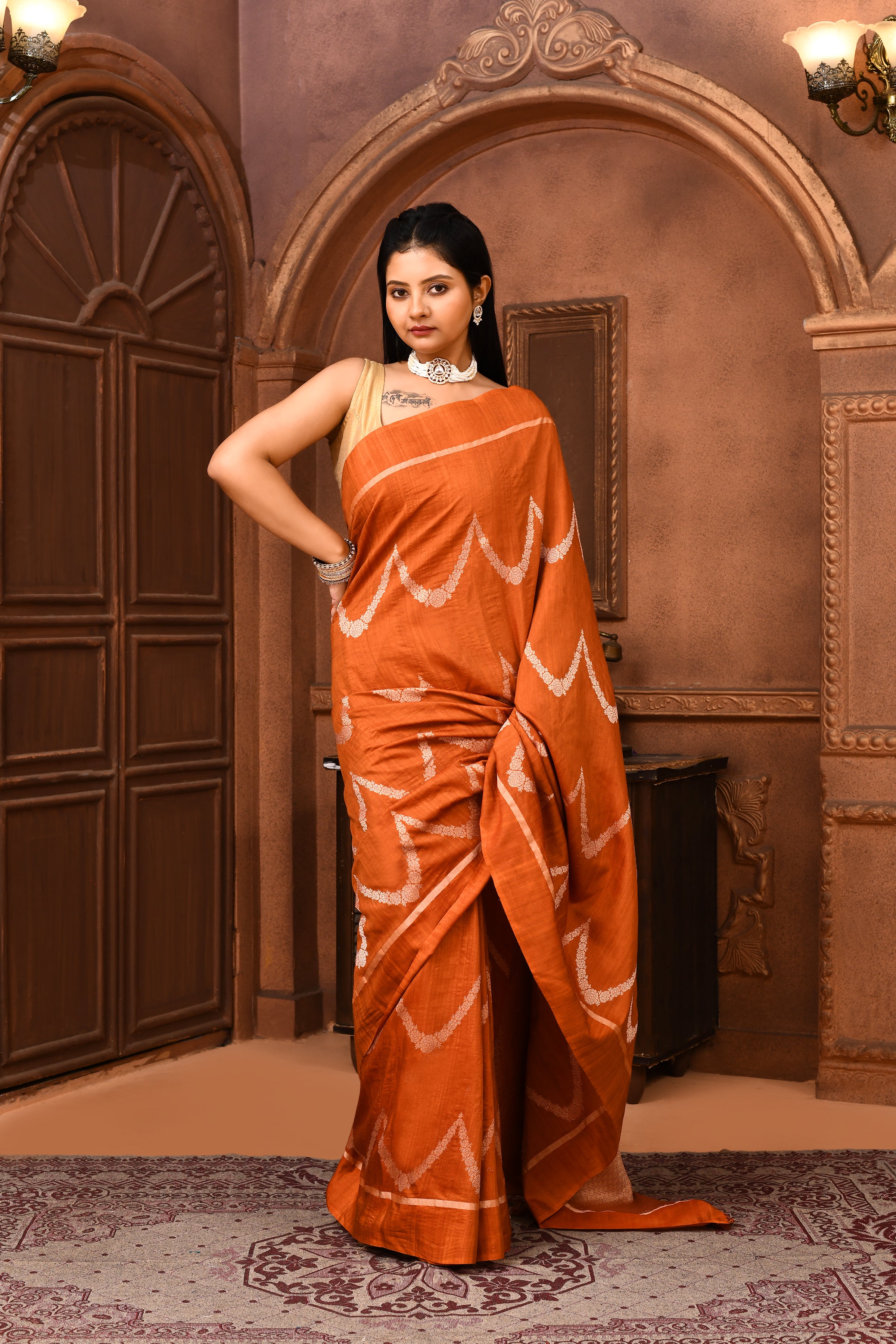 Pure handloom tussar silk Banarasi saree with kadwa weaving-Rust